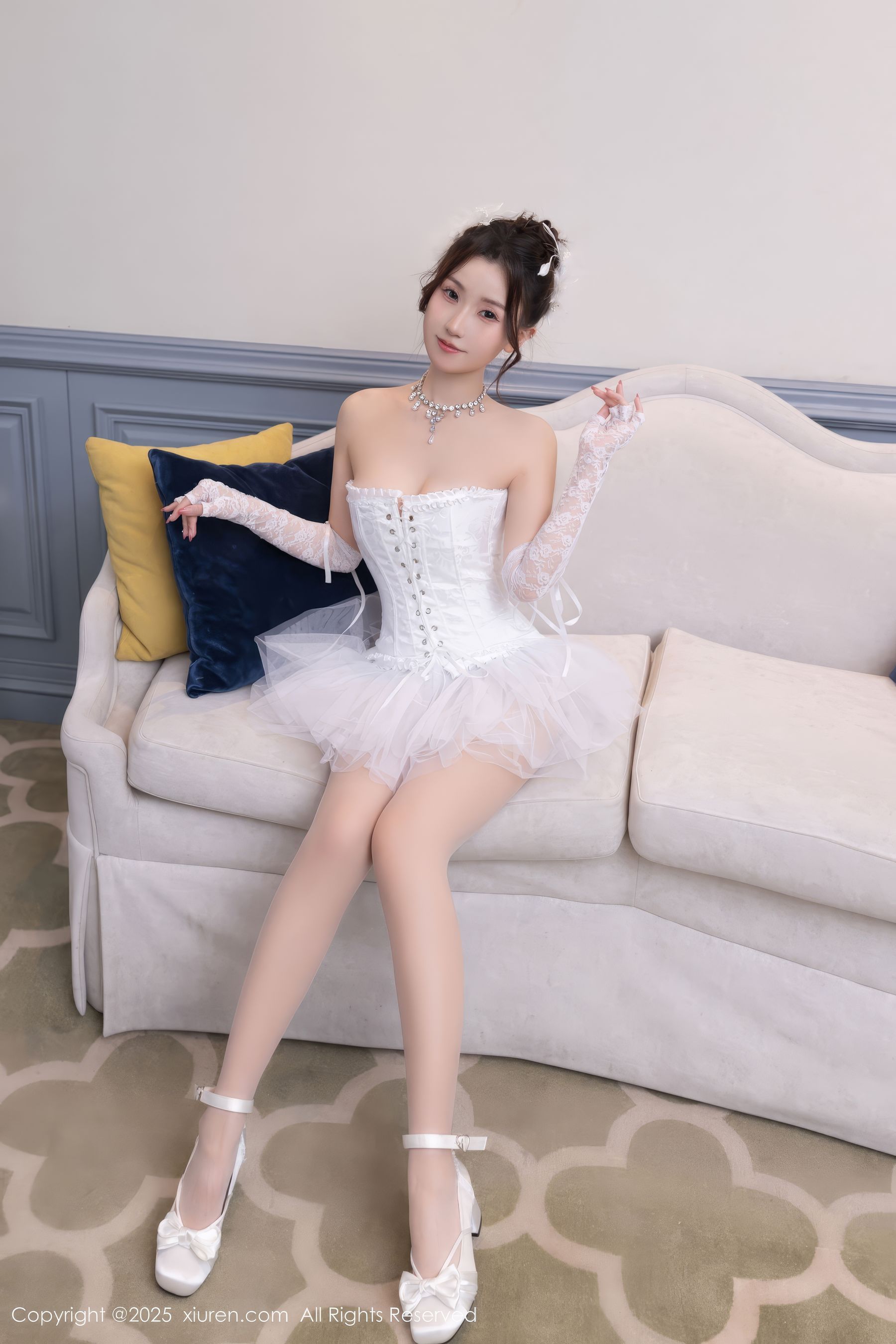 [秀人XiuRen] 2025.04.16 No.10161 杏子Yada