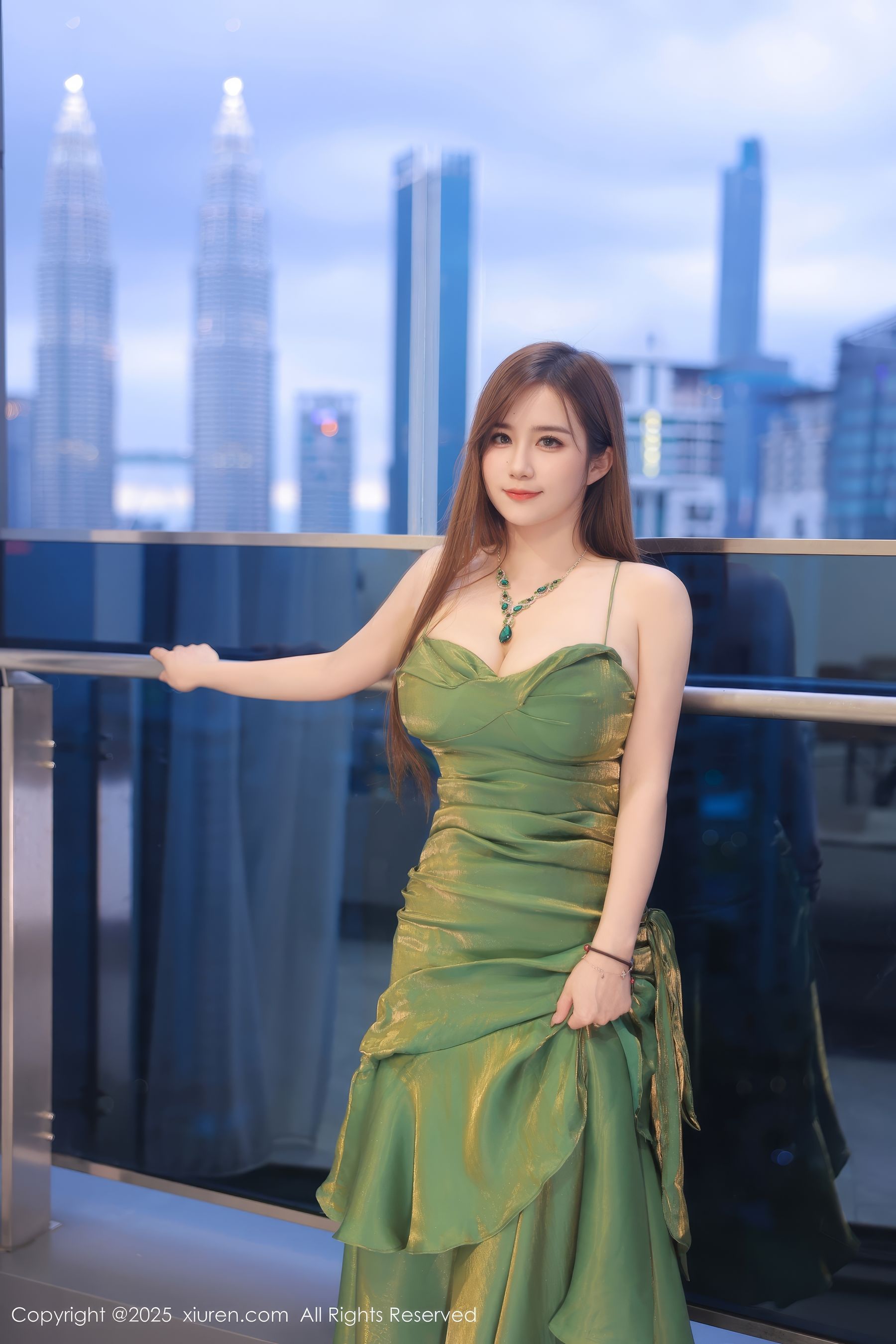 [秀人XiuRen] 2025.04.18 No.10169 小肉肉咪