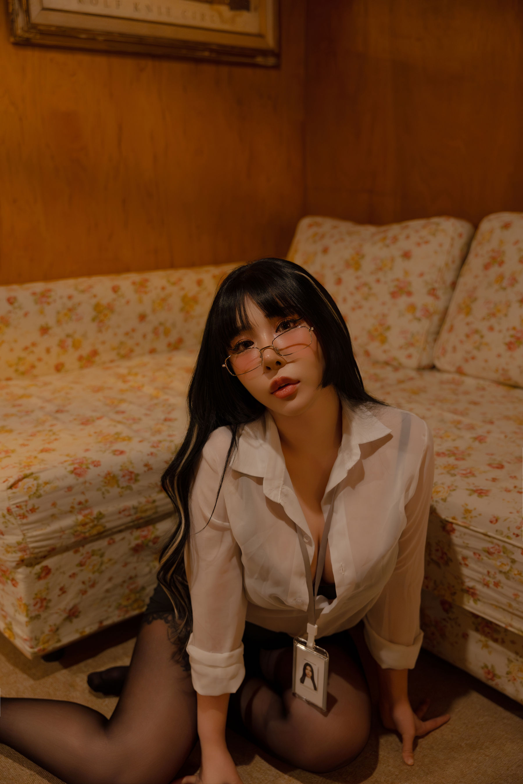 LEEYUIN - Girl next door