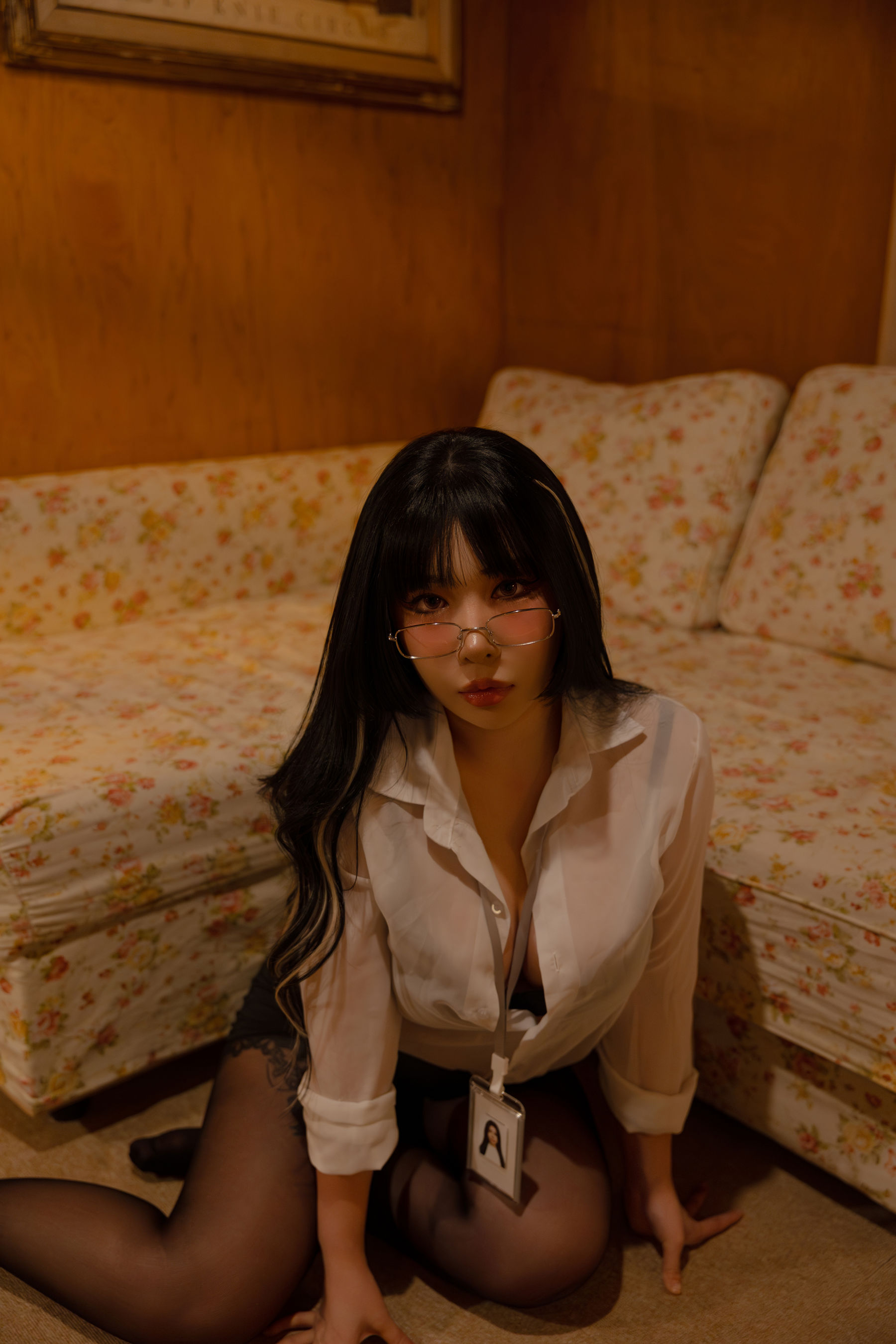 LEEYUIN - Girl next door