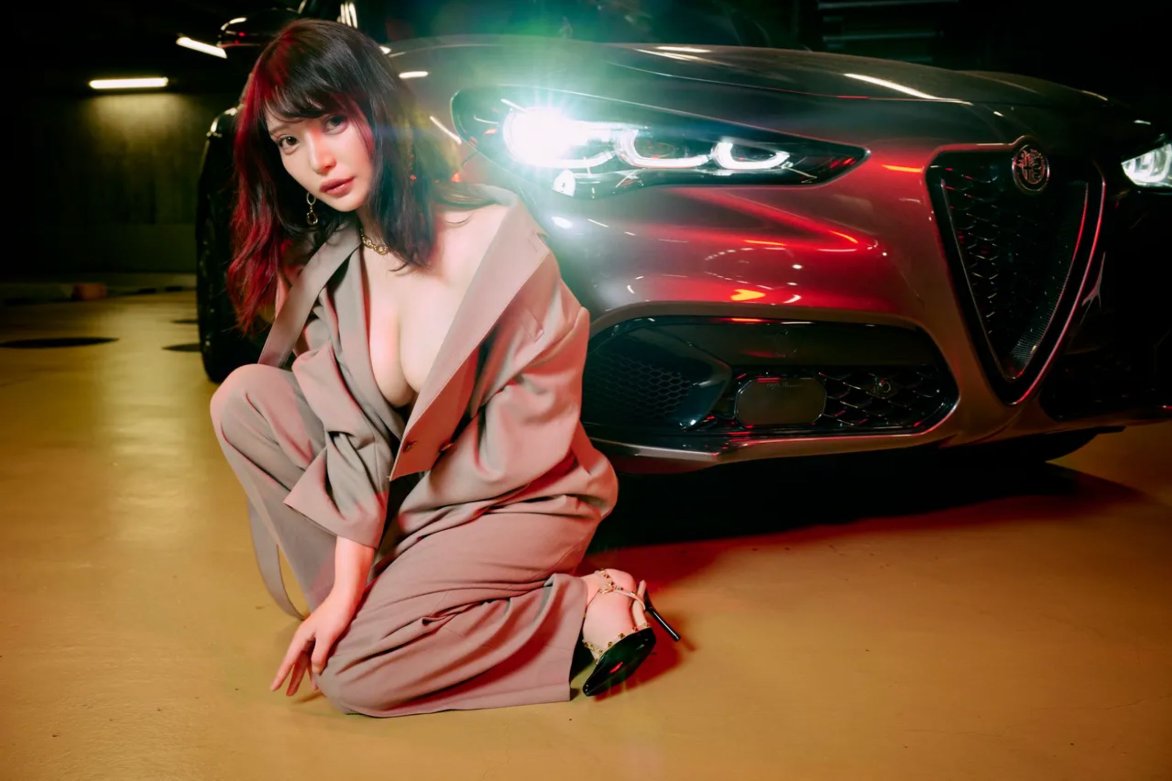 FRIDAY GOLD 似鳥沙也加 A to Z vol.10