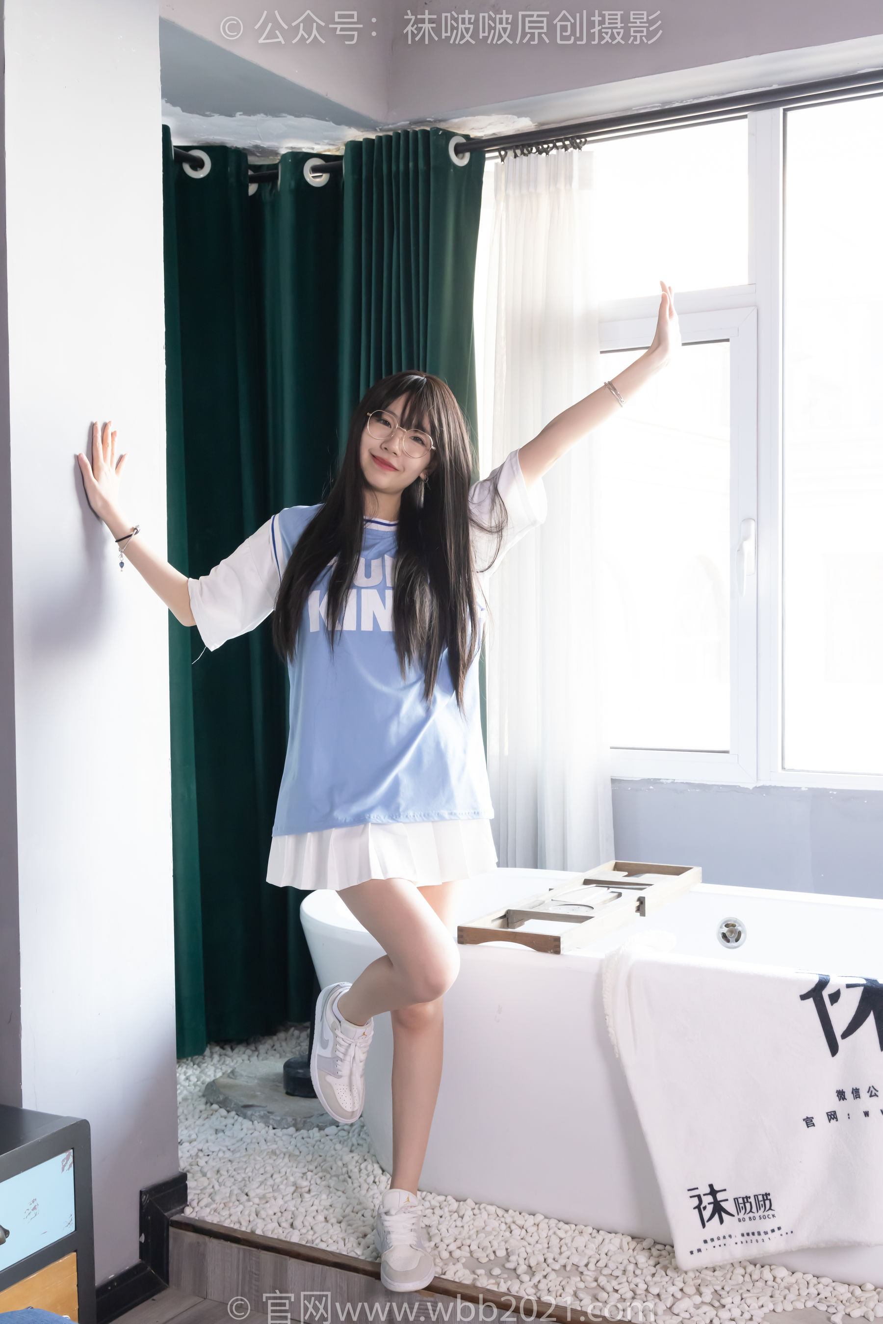 BoBoSocks袜啵啵 No.561 小甜豆 - 板鞋、短白棉袜、裸足