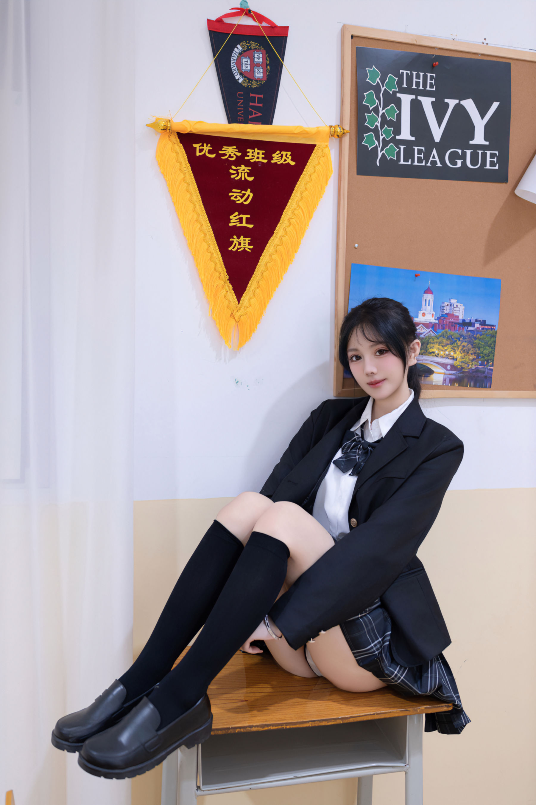 谢小蒽 教室调教写真