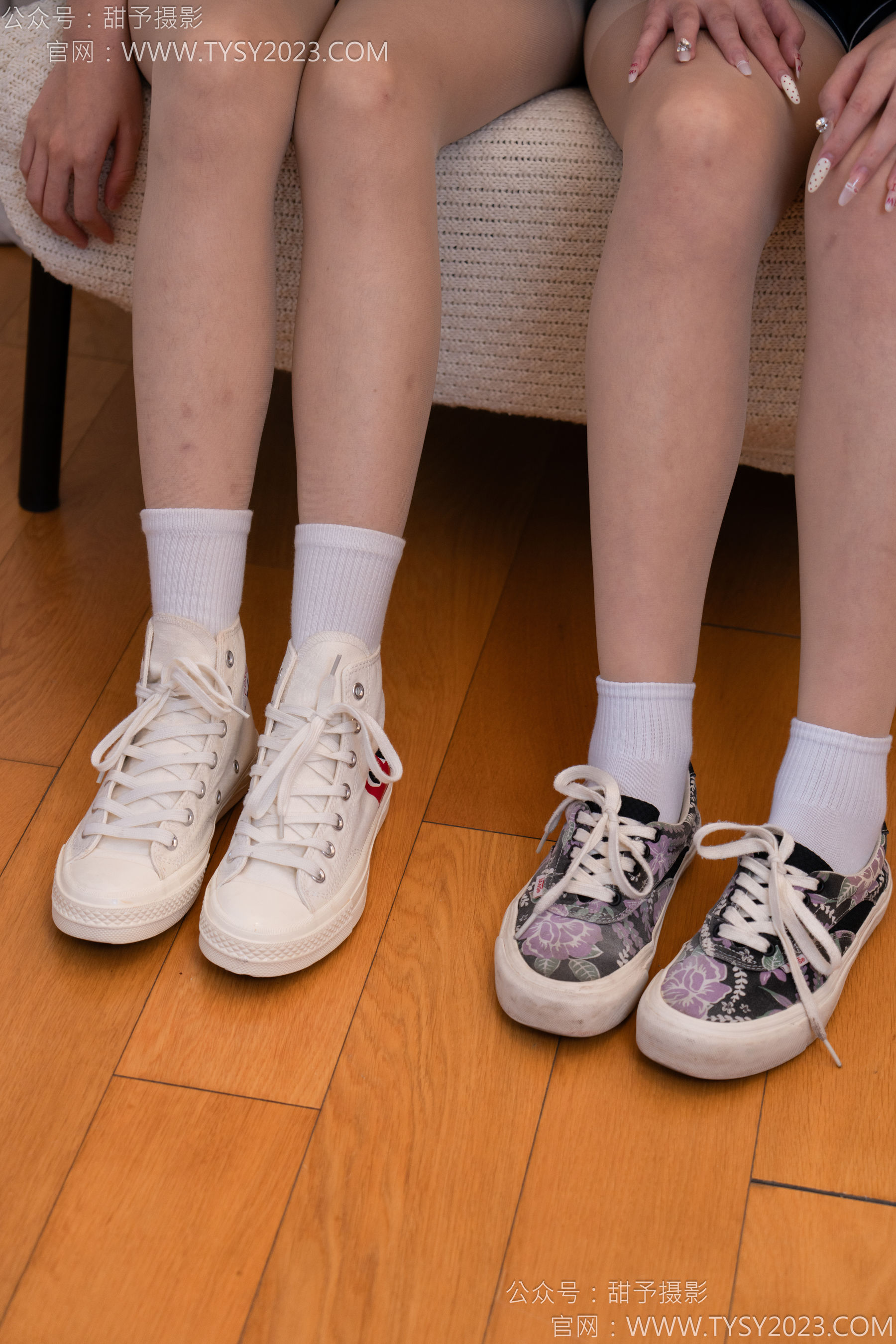 甜予摄影 No.140 思思&双人 - 板鞋、白棉袜、肉丝