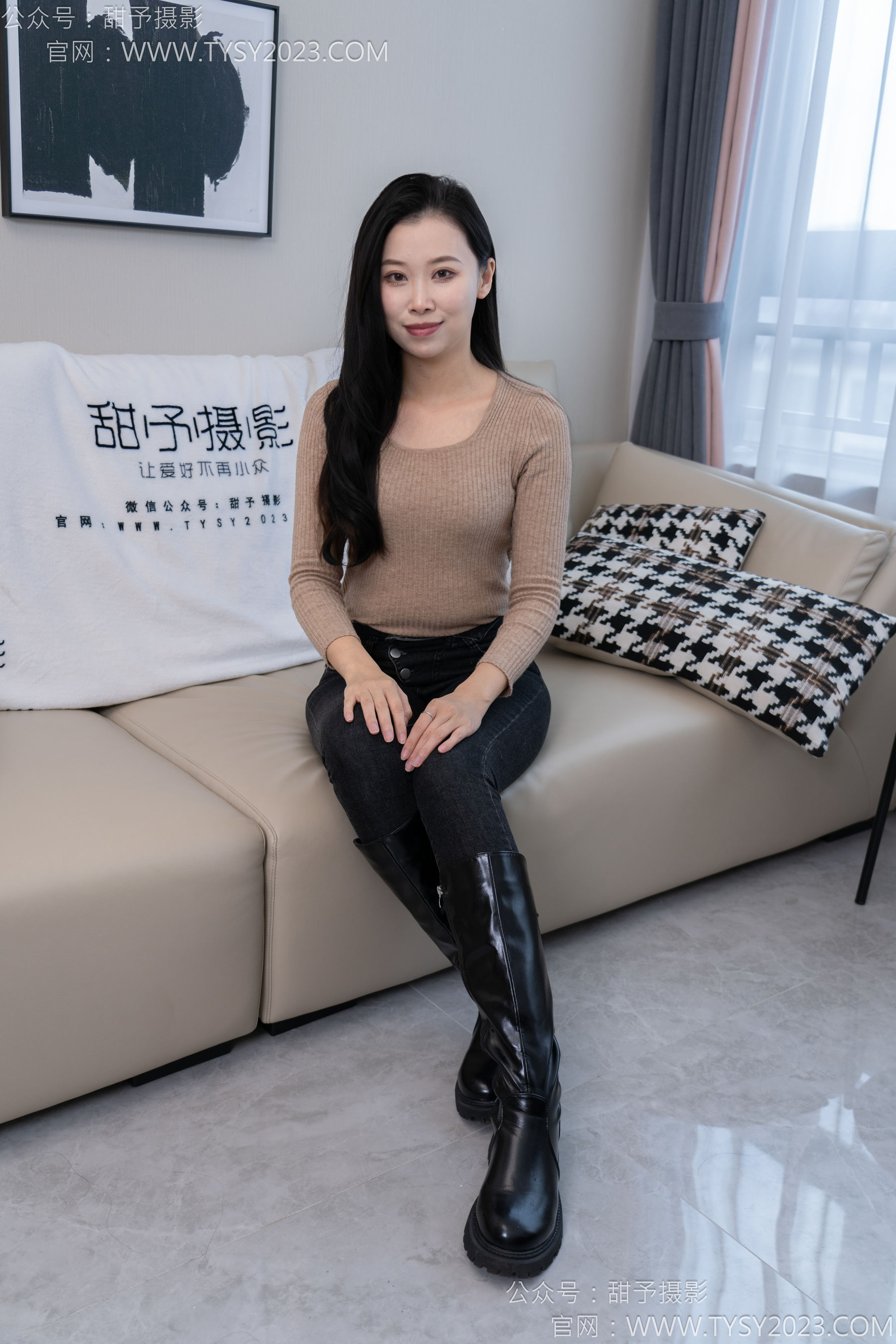 甜予摄影 No.133 梦梦 - 长靴、白棉袜、裸足