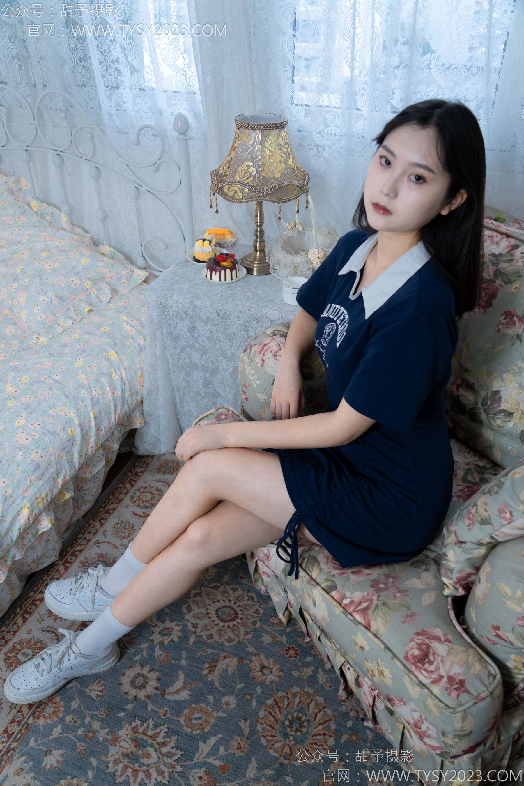 甜予摄影 No.138 土豆 - 板鞋、白棉袜、裸足