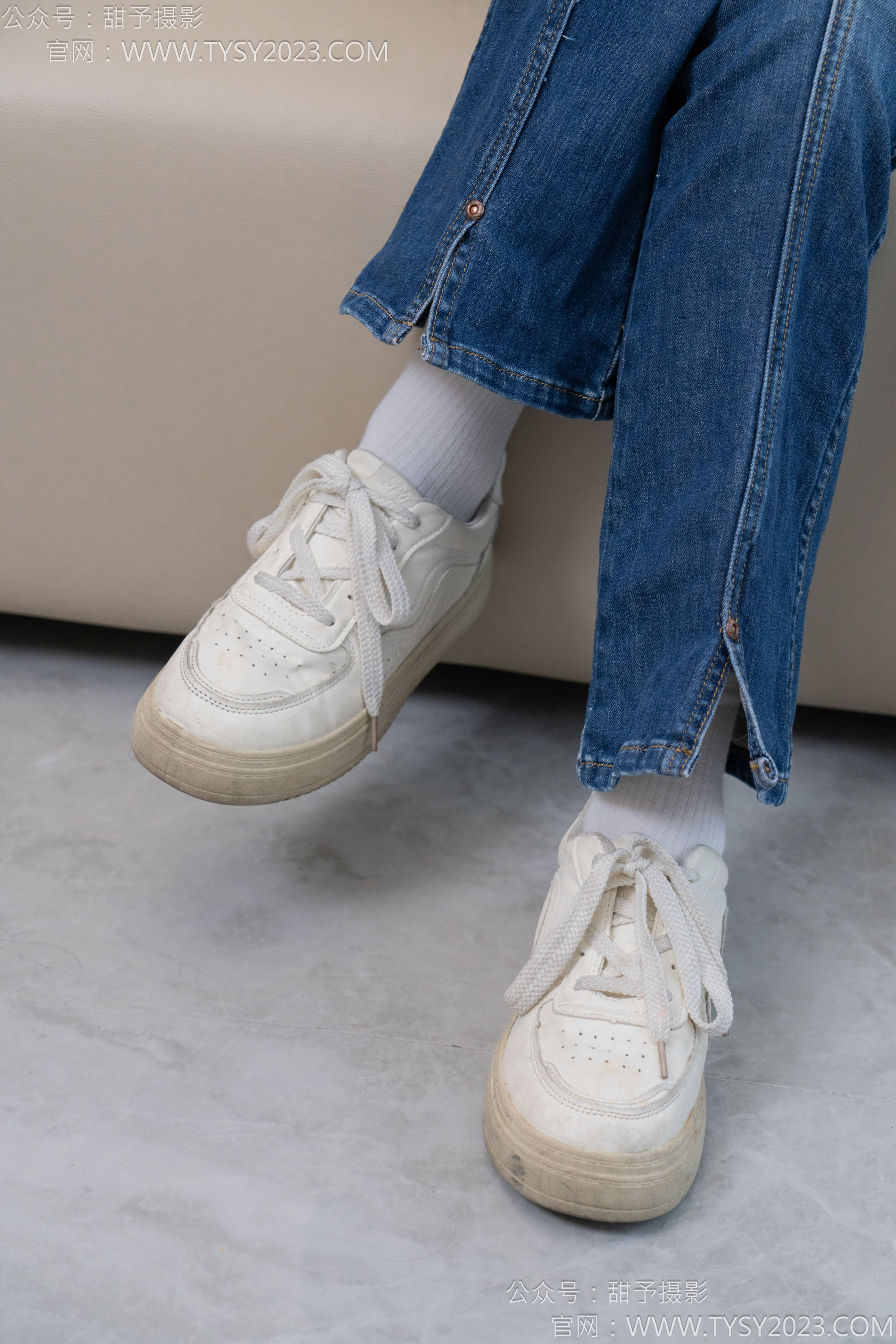 甜予摄影 No.132 诺诺 - 板鞋、白棉袜、裸足