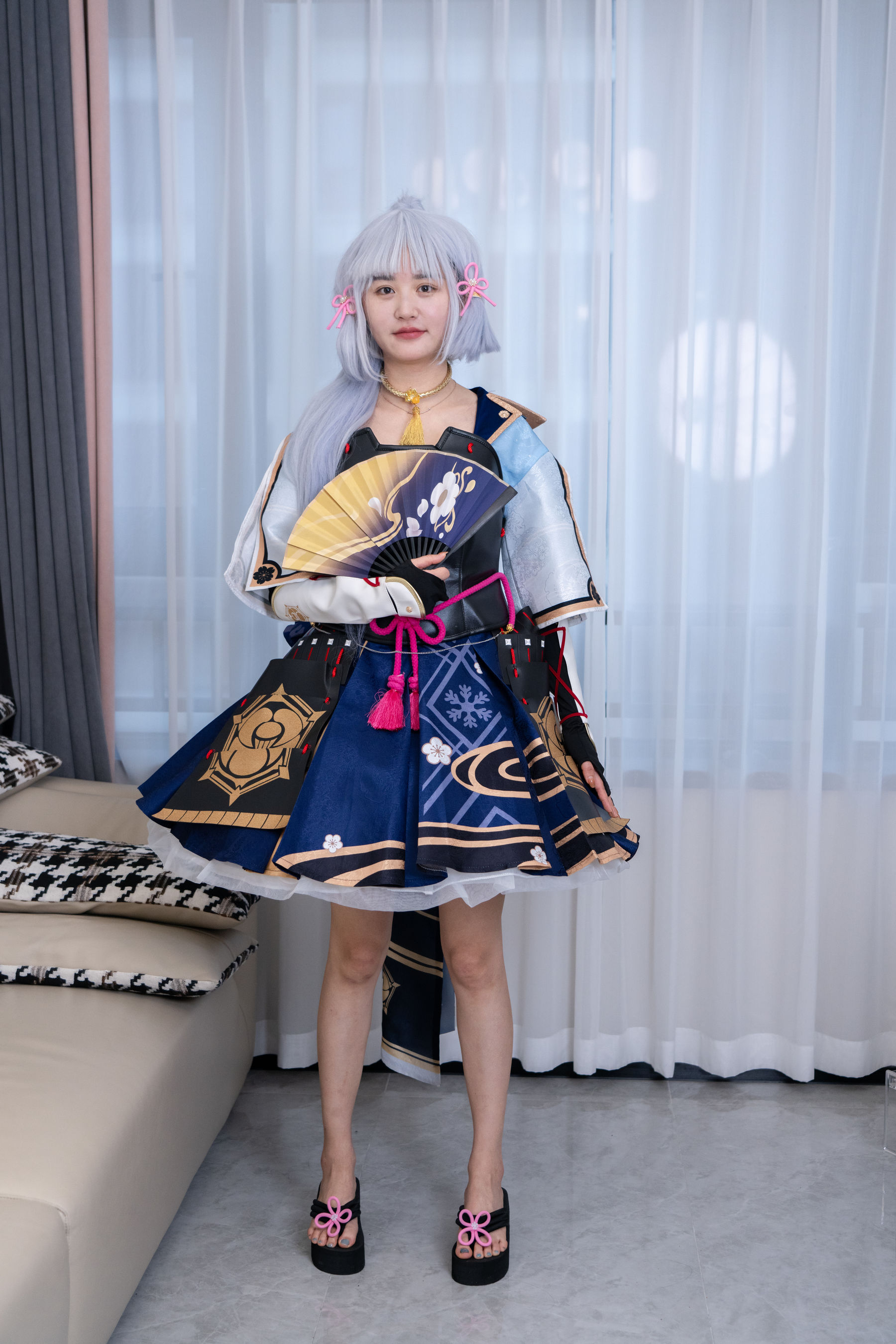 甜予摄影 No.141 澜澜 - cos服人字拖、白丝、裸足、挠脚心剧情