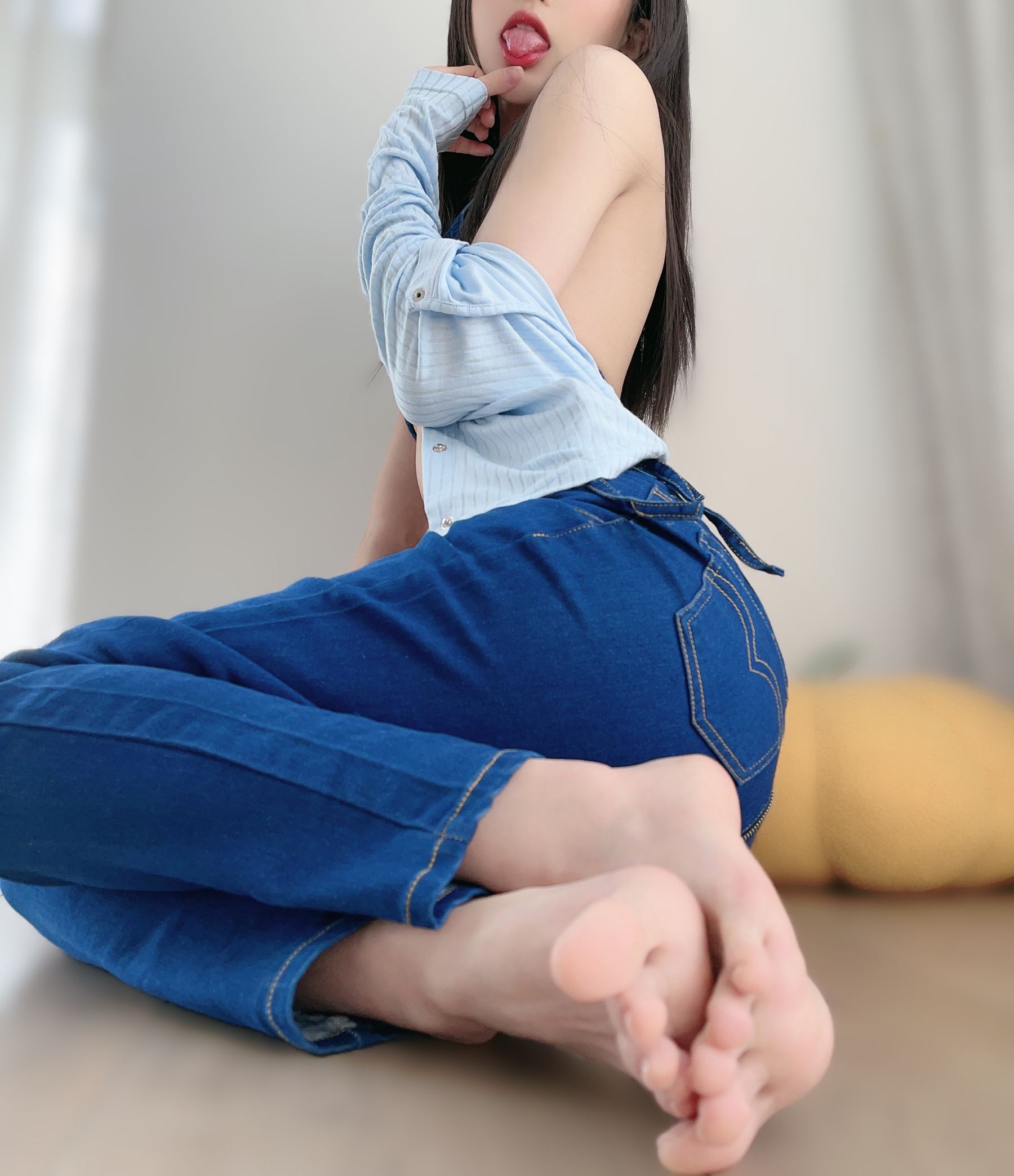 布丁大法 - 牛仔裤学姐