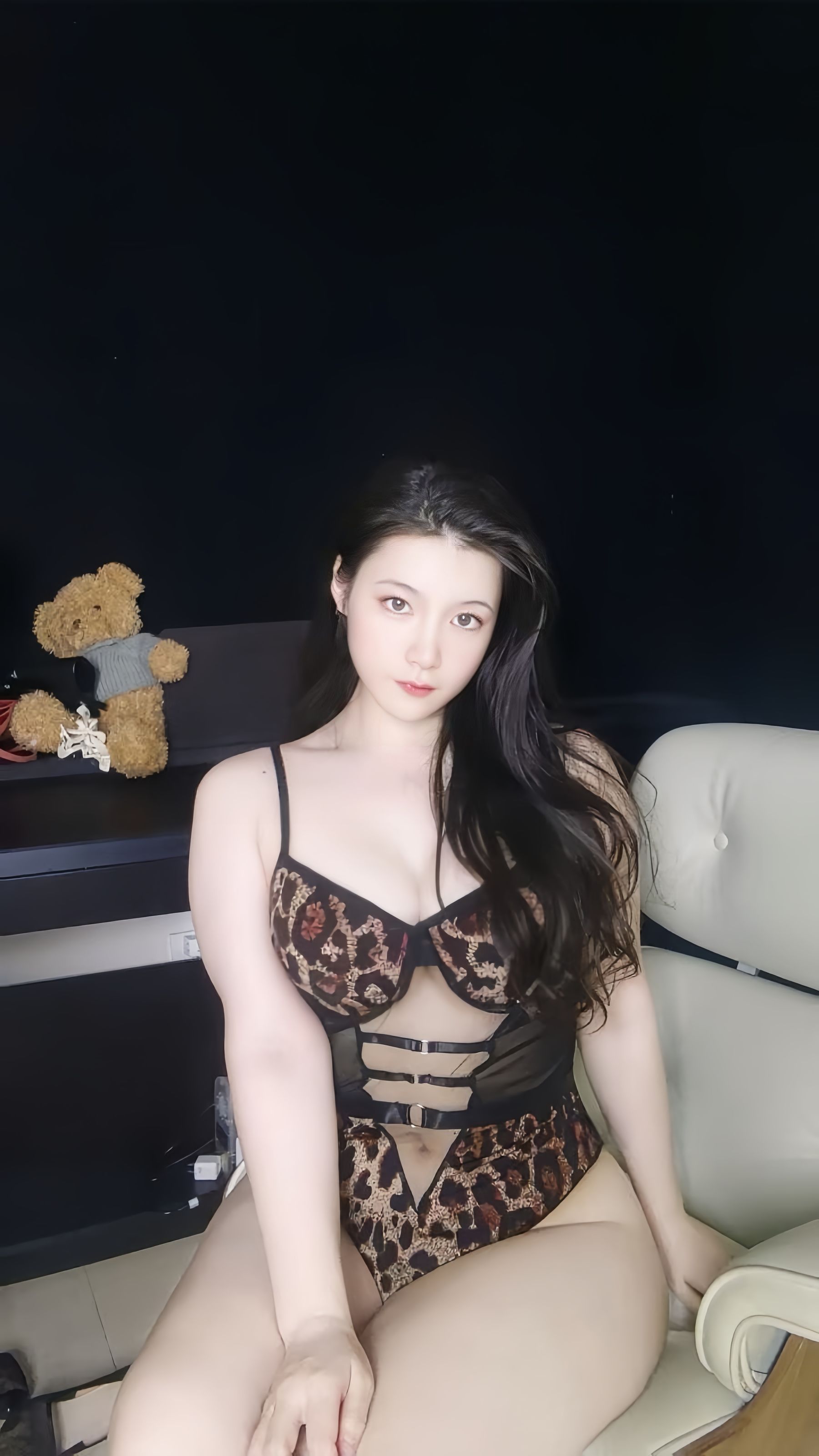 宋易欣 - 巅峰巨作豹纹小套