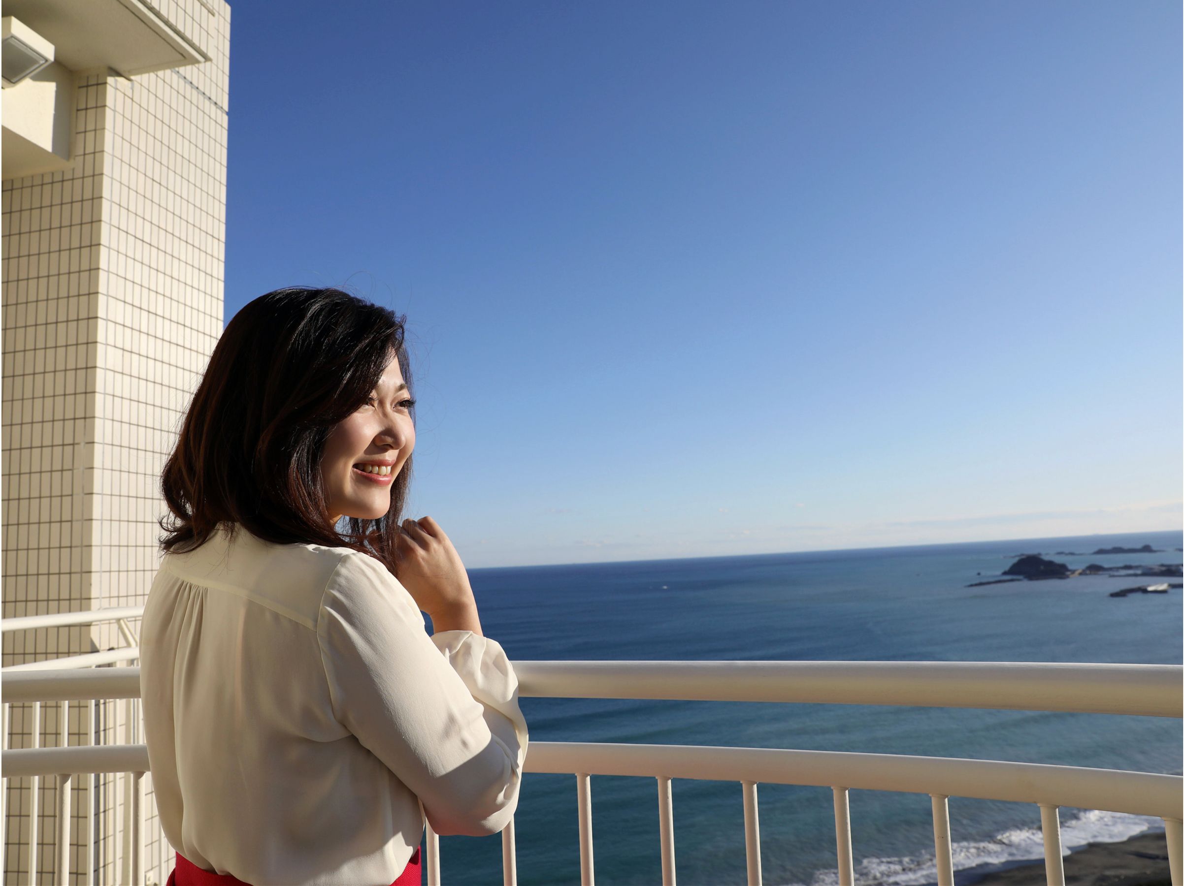 花崎阿弓 - 日本一脱げる現役美女アナ