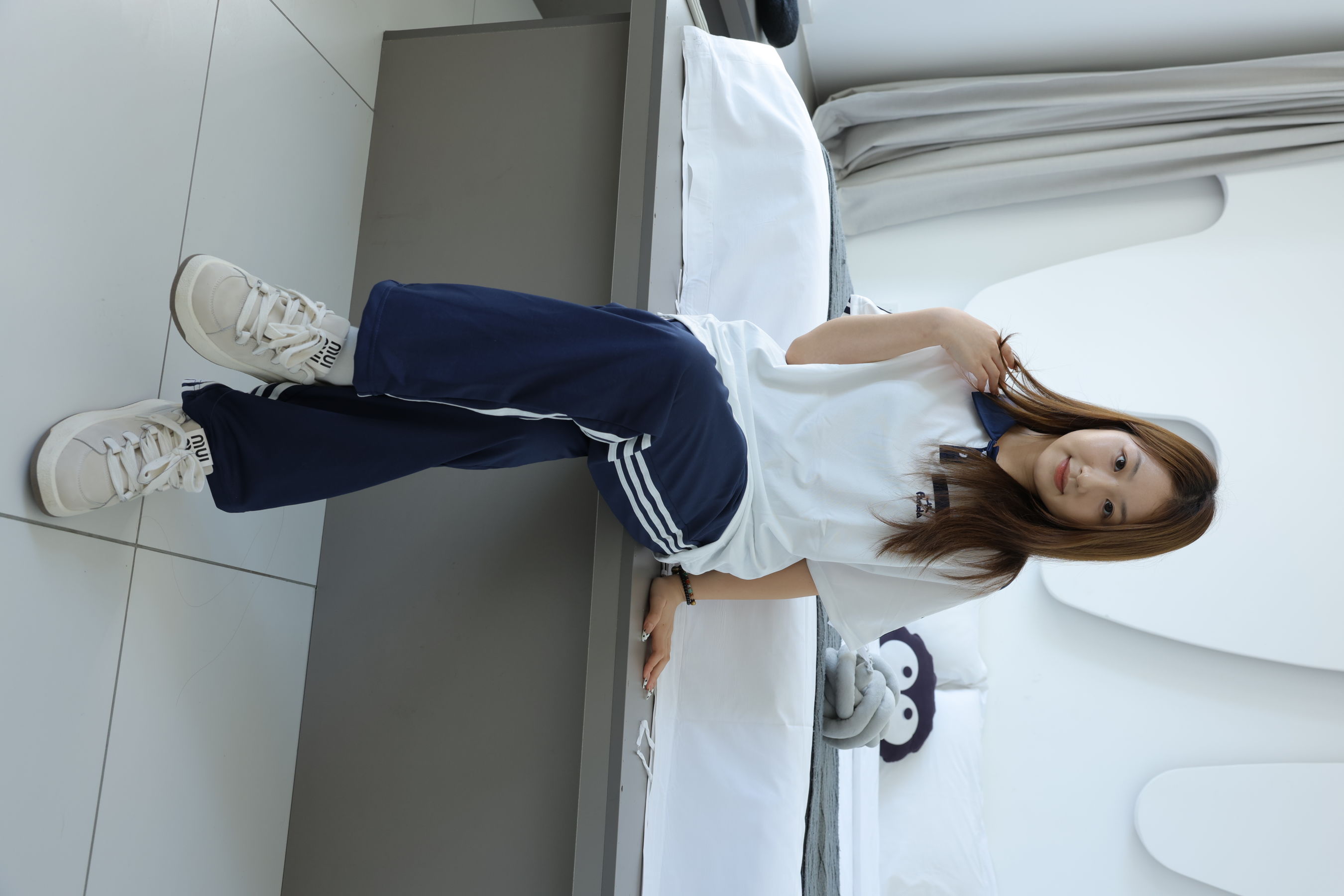 绮梦摄影 2024.09.18 No.025 雨薇 珍藏无修无水印版