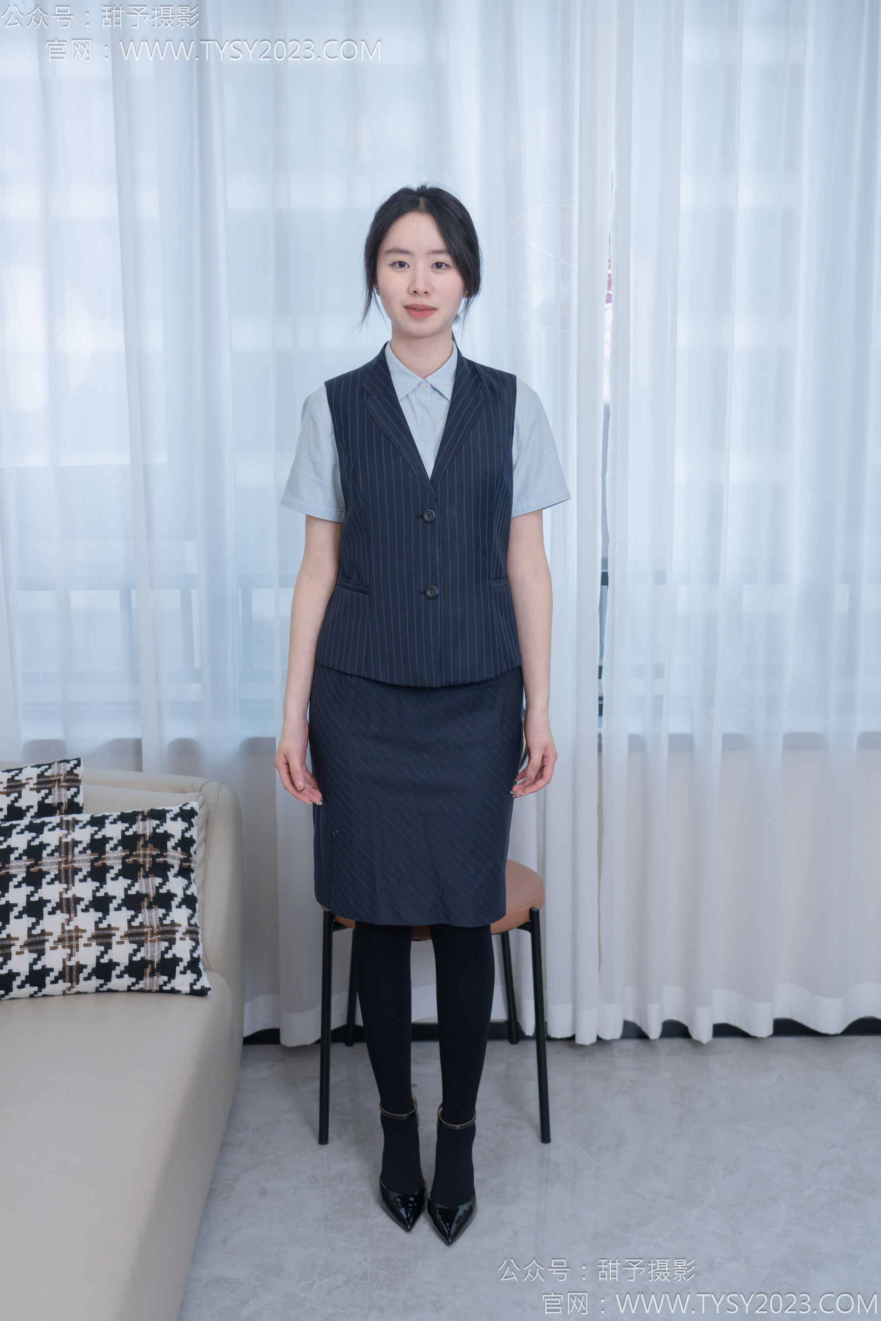 甜予摄影 No.187 知知 - 高跟鞋、厚黑丝