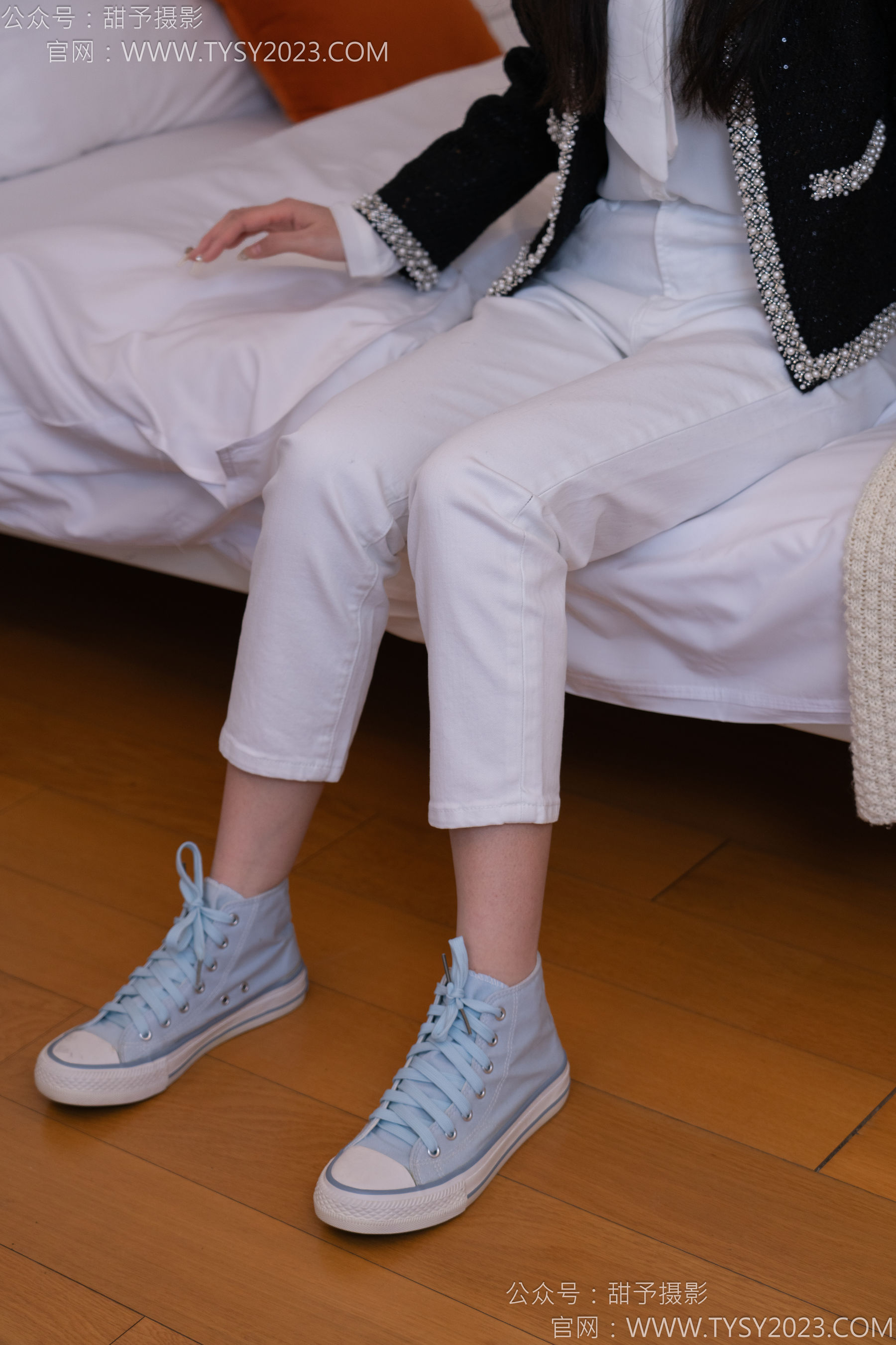 甜予摄影 No.171 璇璇 - 帆布鞋、白棉袜、抖腿剧情