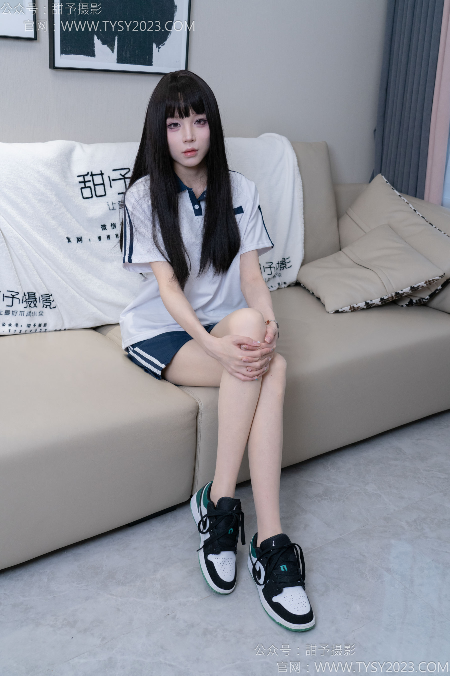 甜予摄影 No.176 珞珞 - 板鞋、薄肉丝