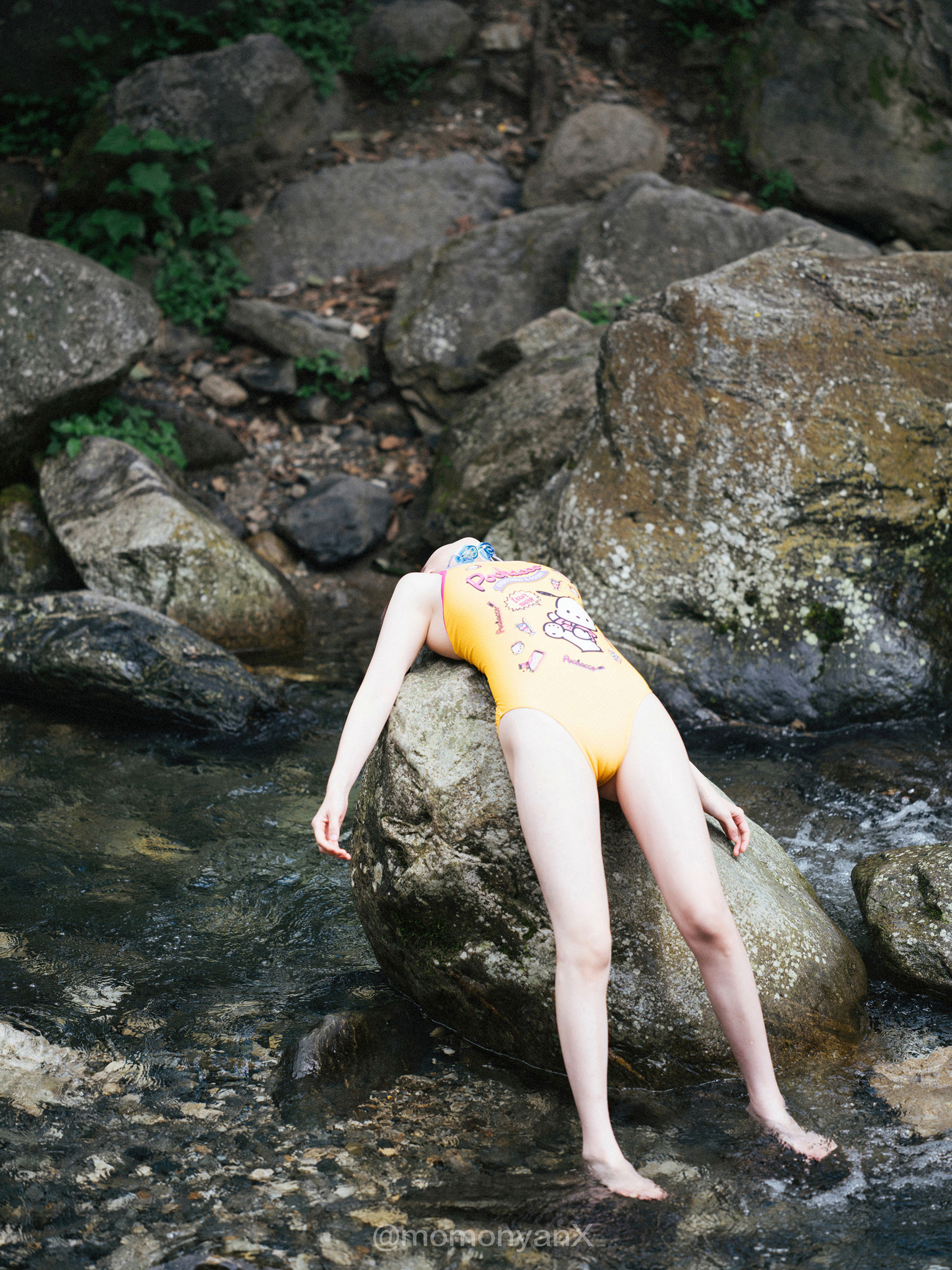 NAGISA魔物喵 - 夏の小川