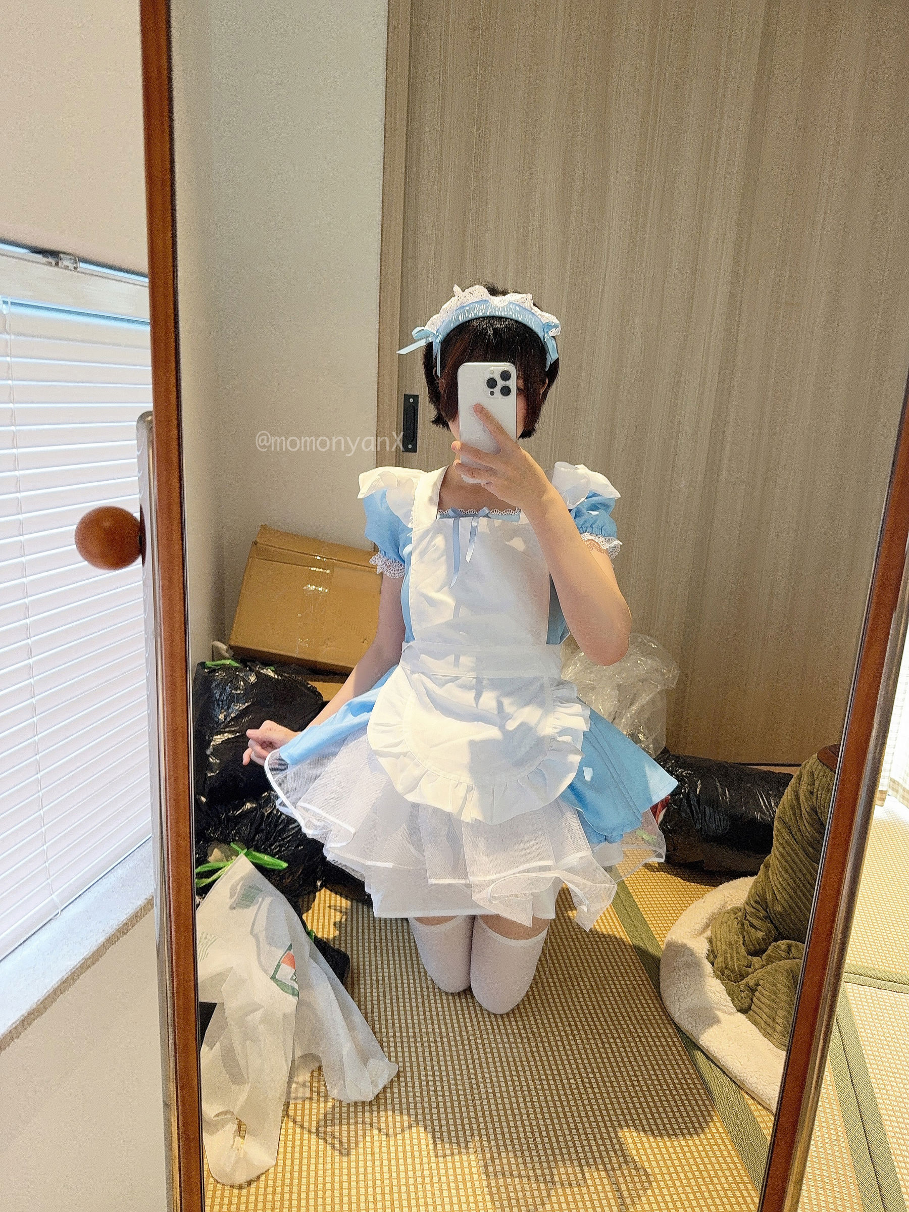 NAGISA魔物喵 [fantia] ゴミ屋敷掃除してるメイドさん