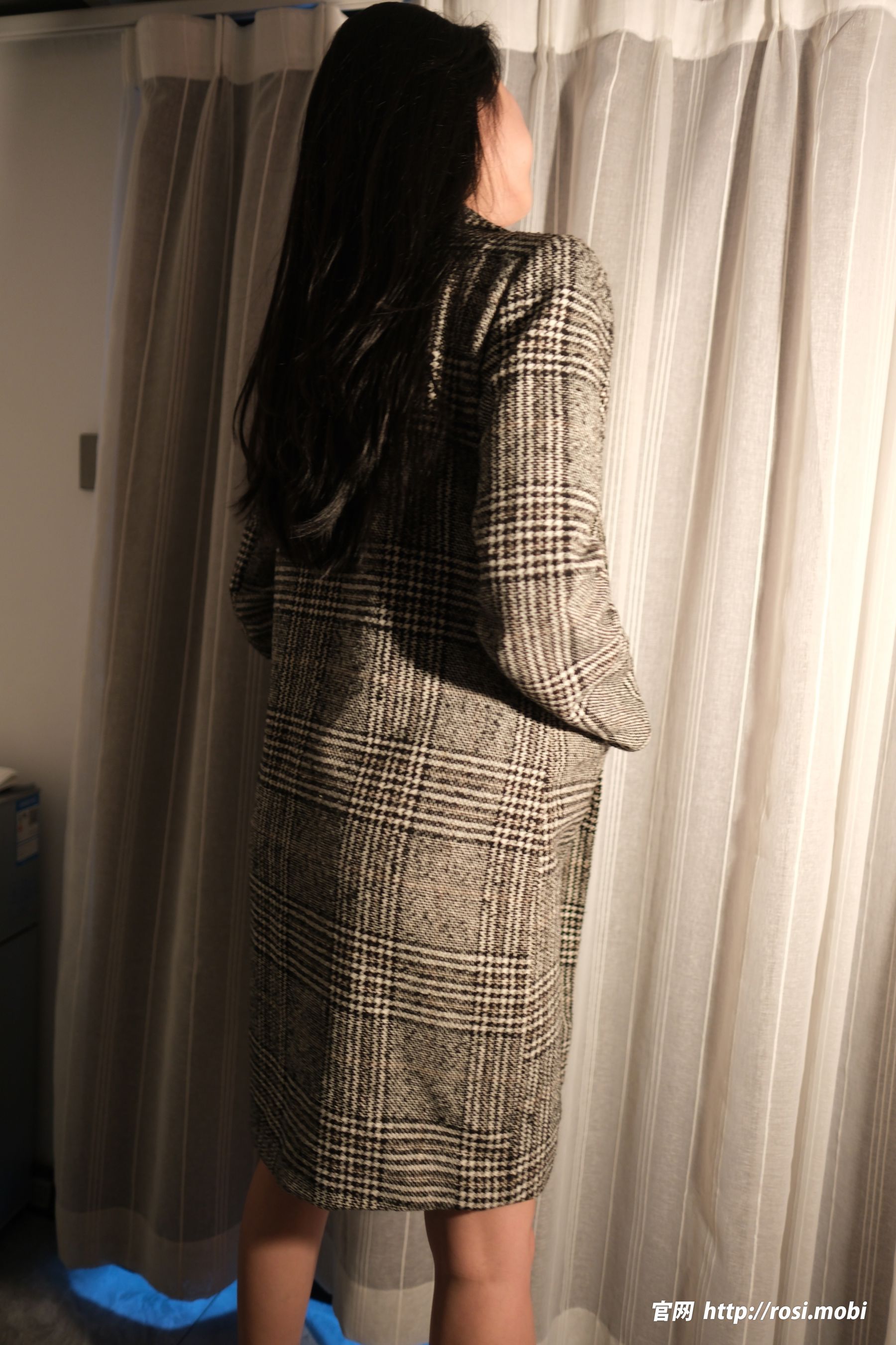 [ROSI写真] 2025.07.10 NO.4966