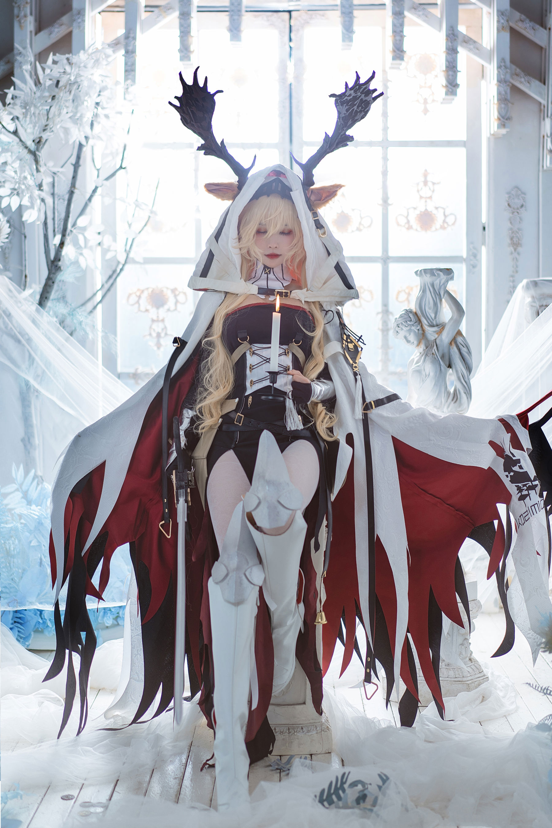 Cosplay美女 一千只猫薄禾 - 烛骑士 薇薇安娜