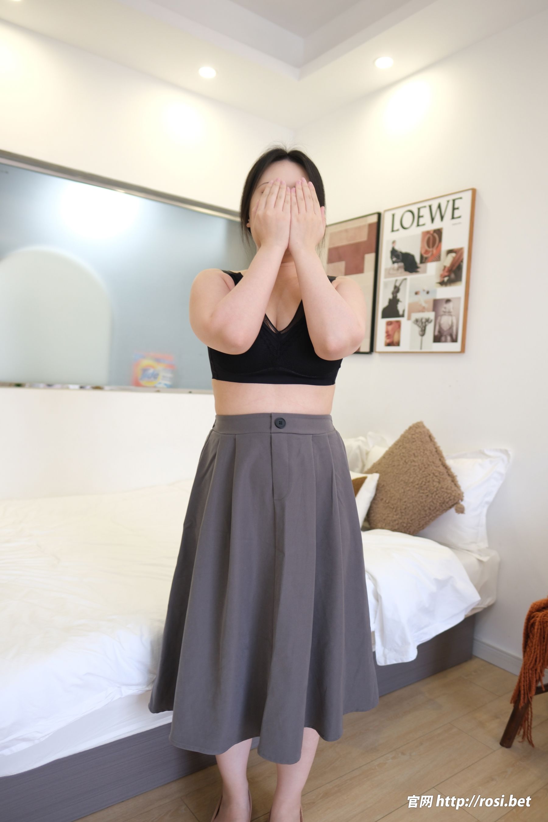 [ROSI写真] 2025.08.04 NO.4991