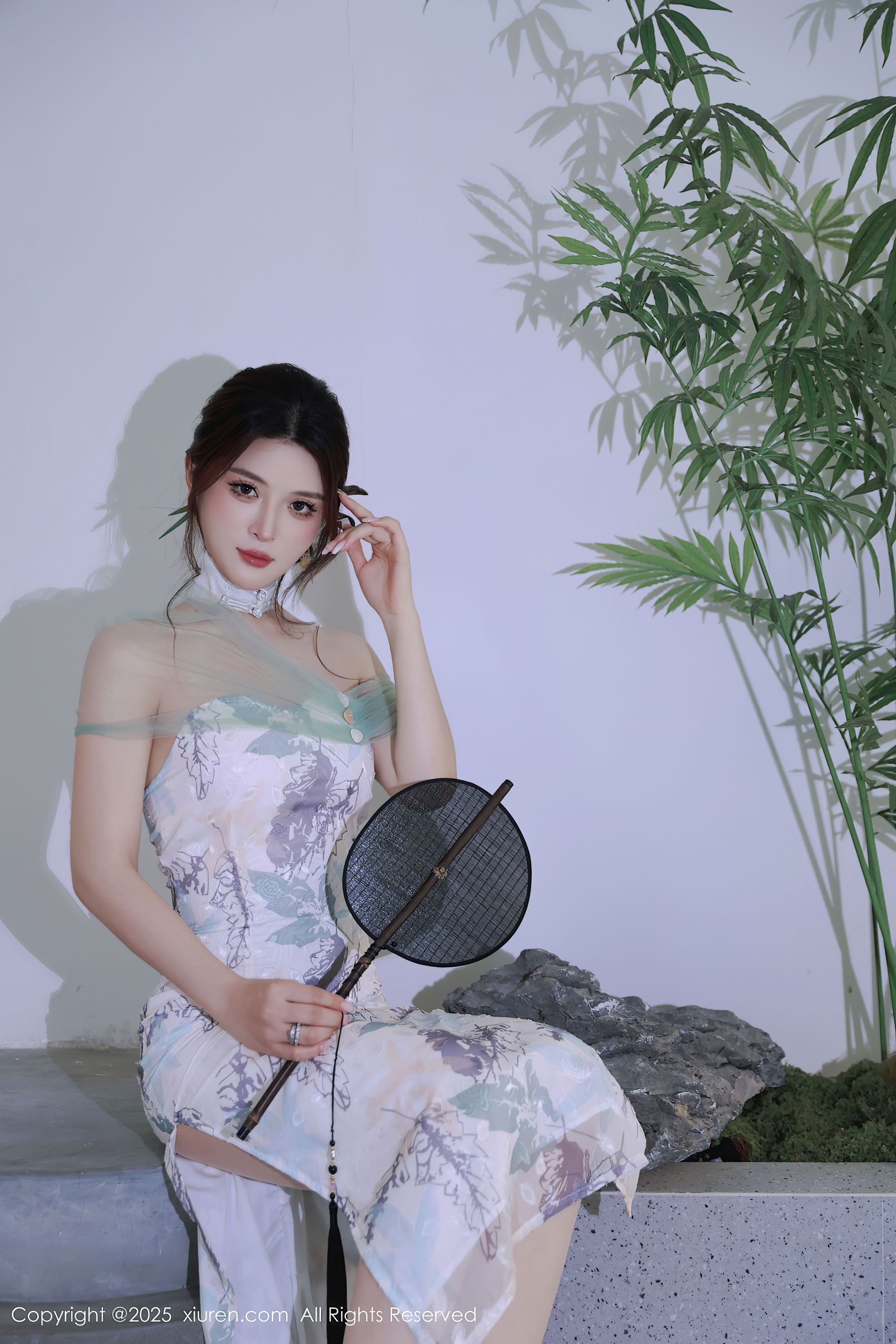 [秀人XiuRen] 2025.08.27 No.10694 阿依莎