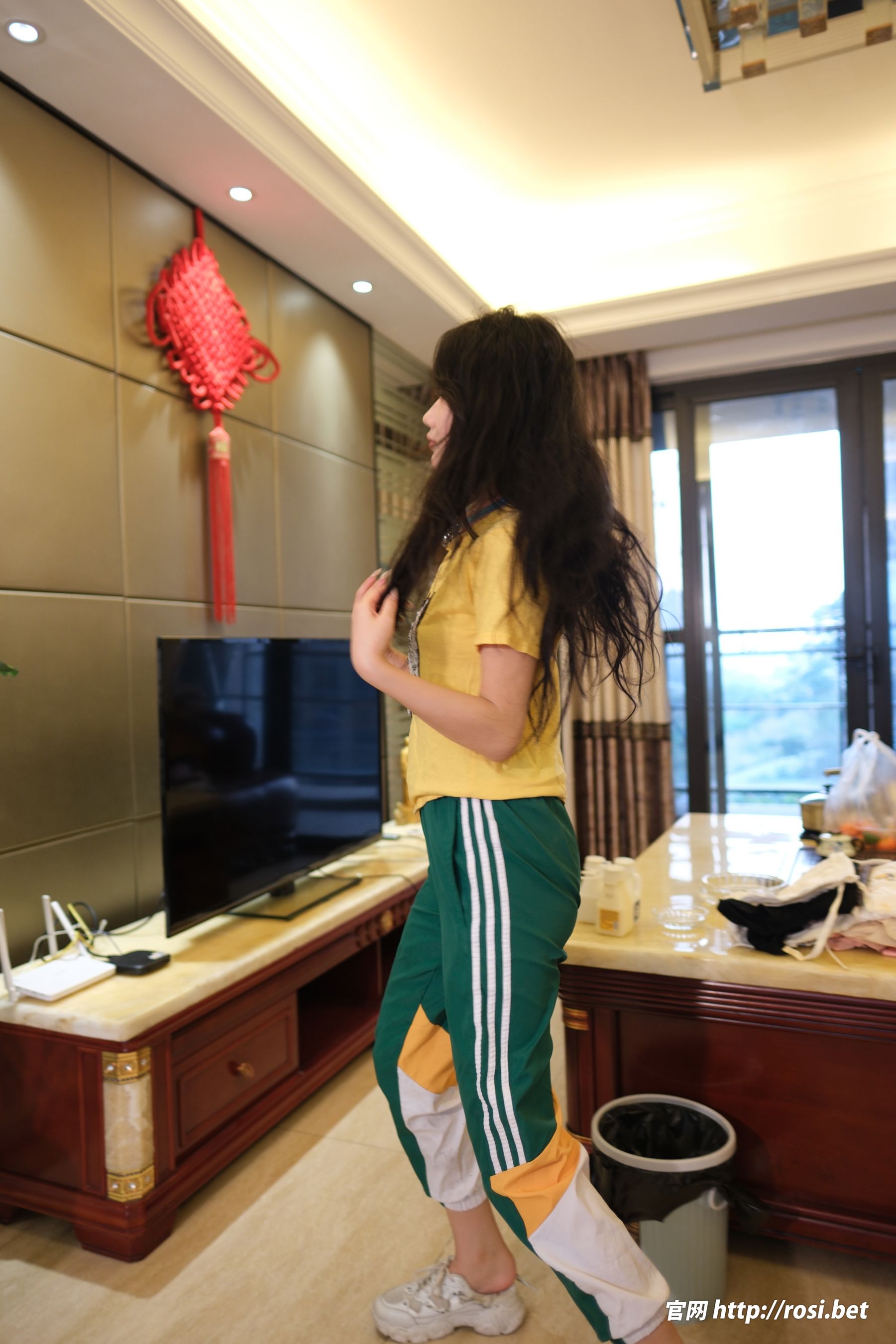 [ROSI写真] 2025.10.25 NO.5073