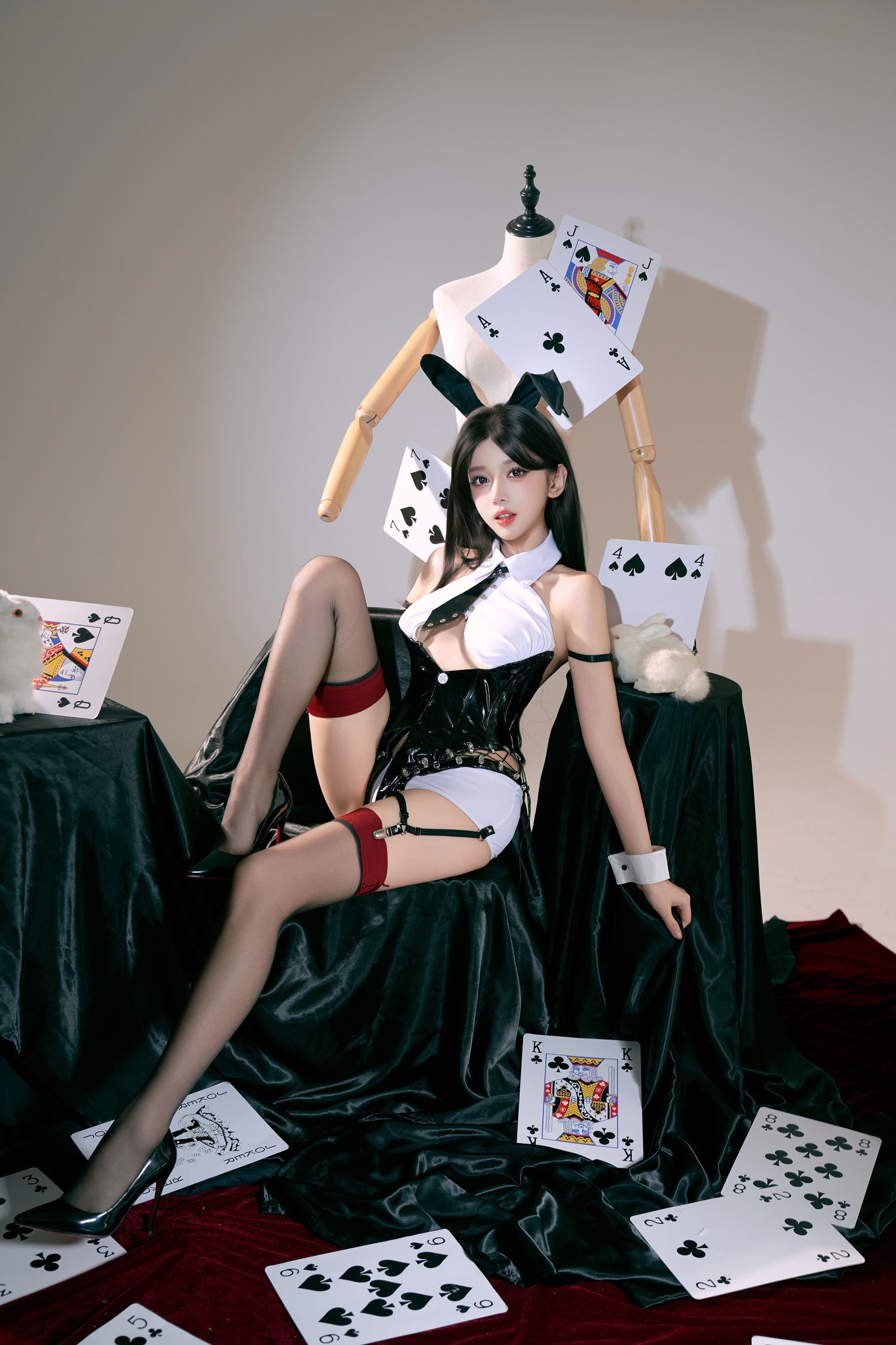 斗鱼米线线sama 写真 - 卡牌兔女郎