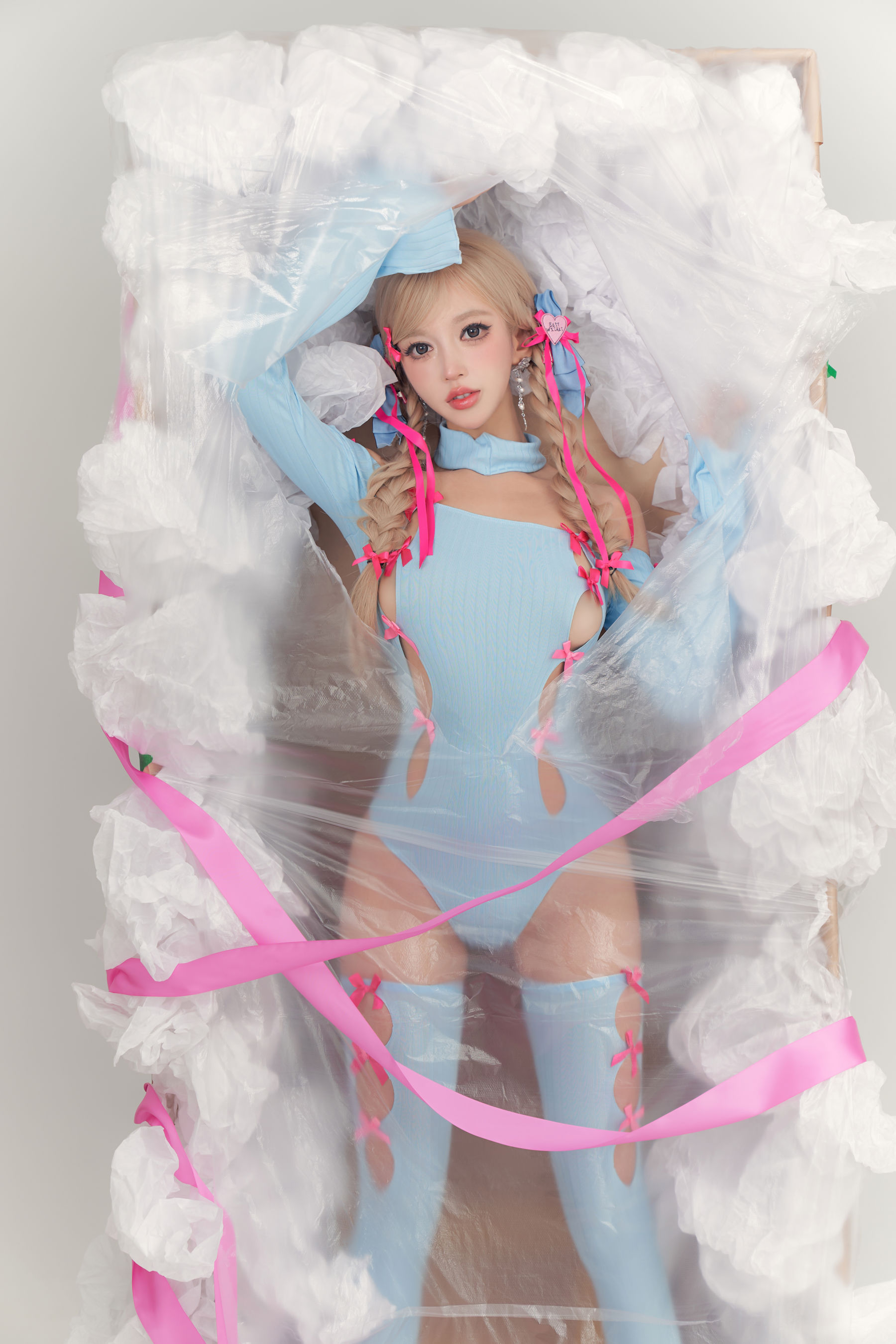 斗鱼米线线sama 写真 - 异世界玩偶