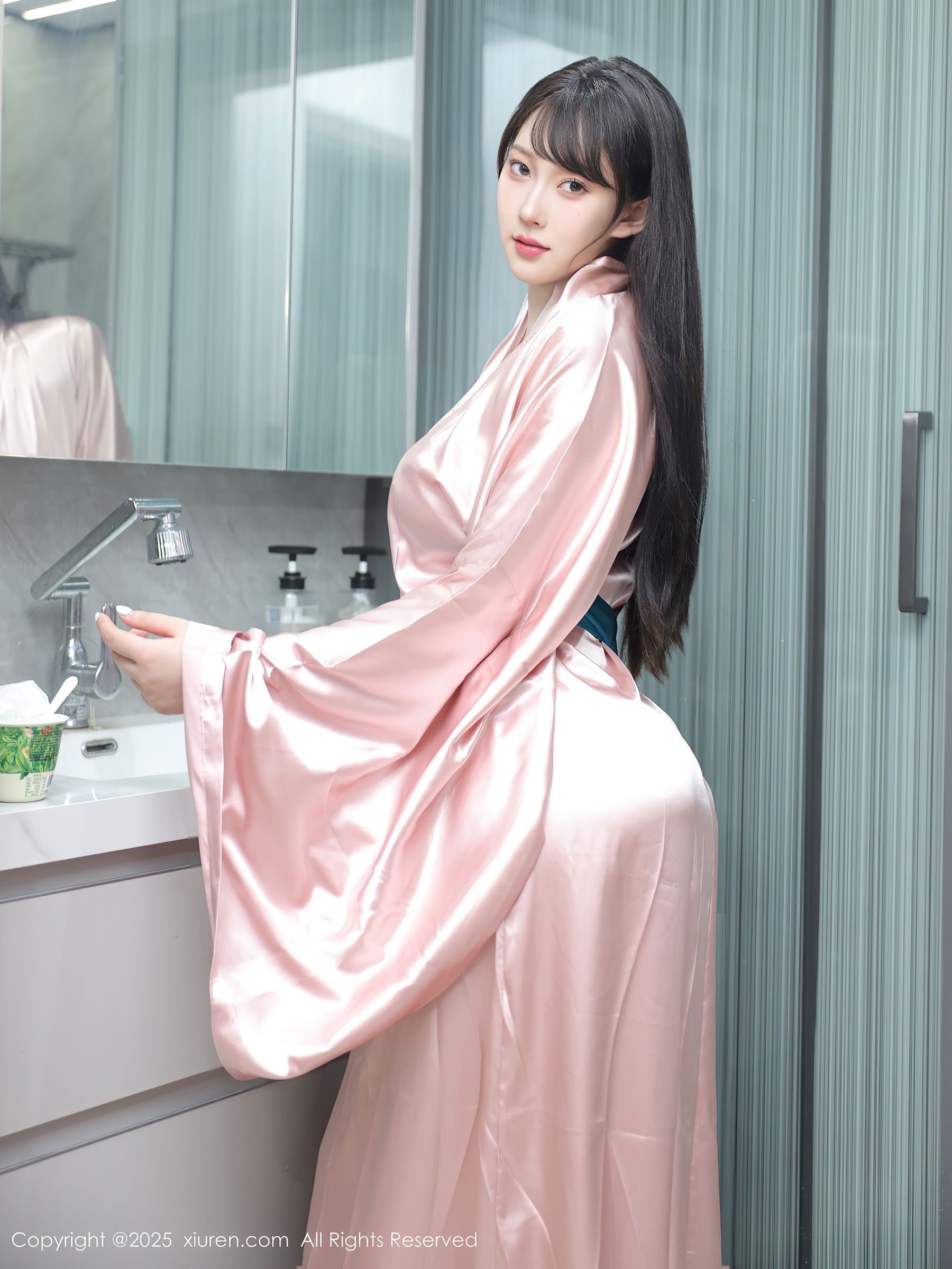 [秀人XiuRen] 2025.09.03 No.10724 李沁恩lrene