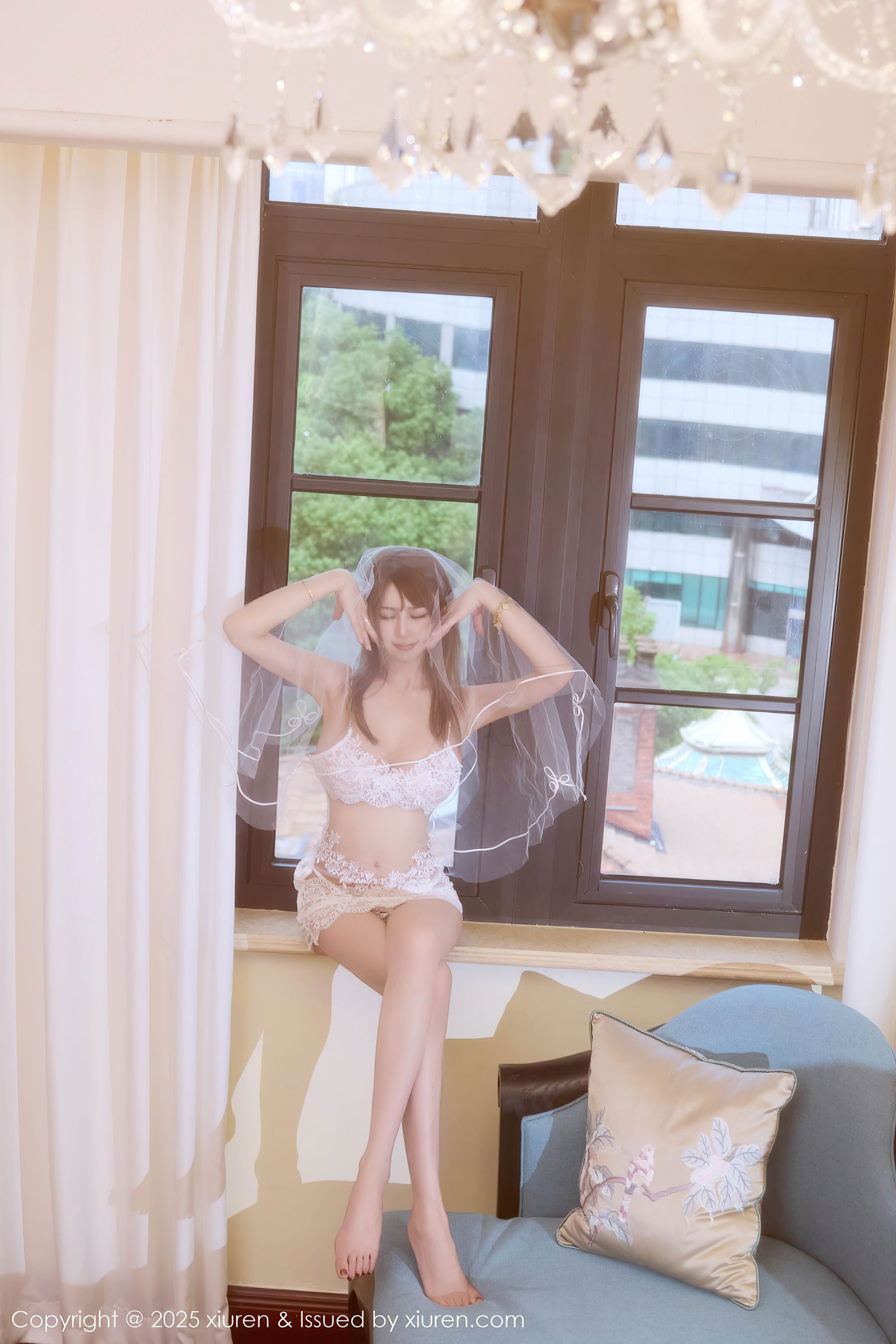 [秀人XiuRen] 2025.09.17 No.10775 Zoe柚柚