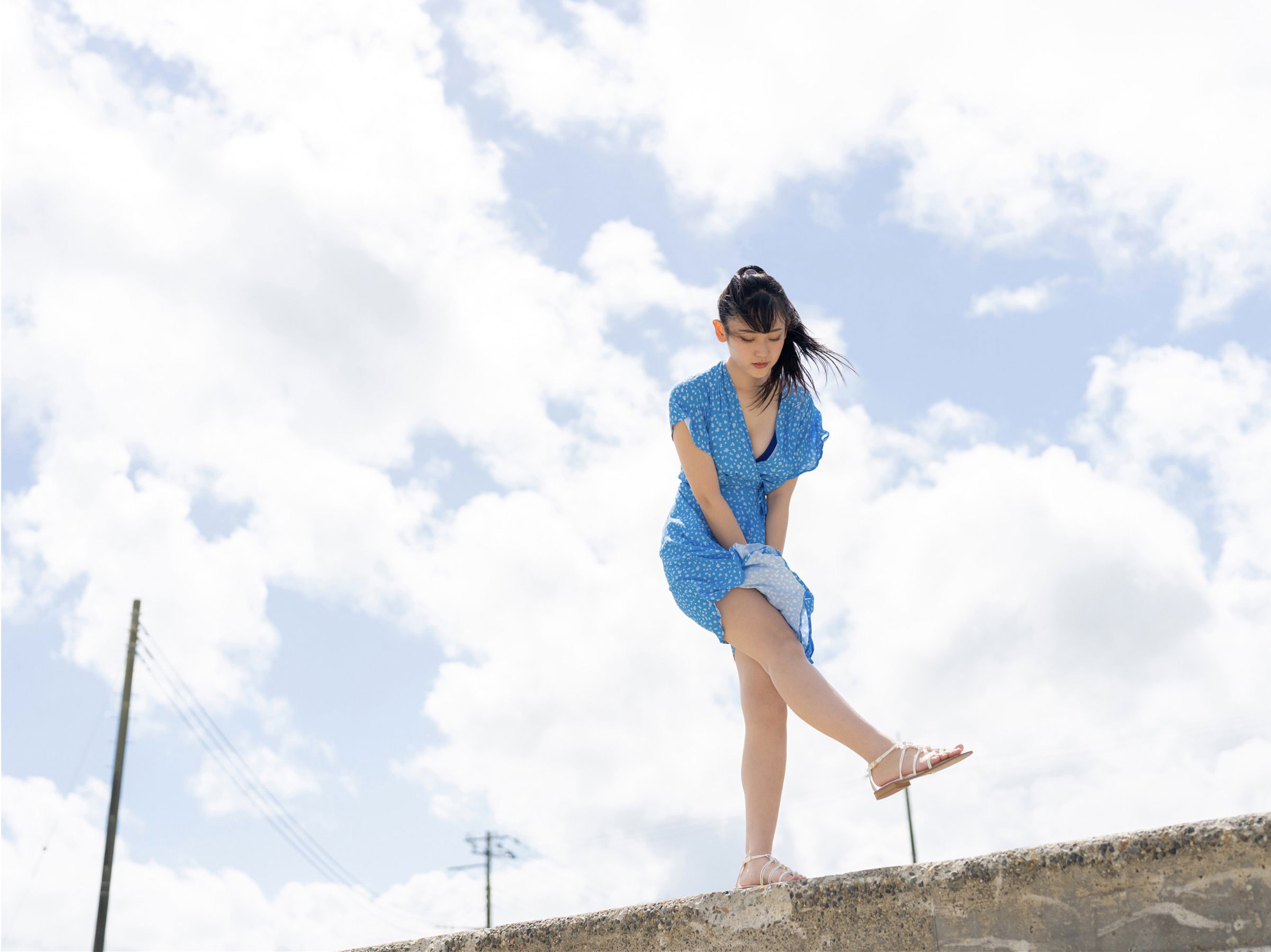 林田百加 - ハイレグでパリピっちゃった