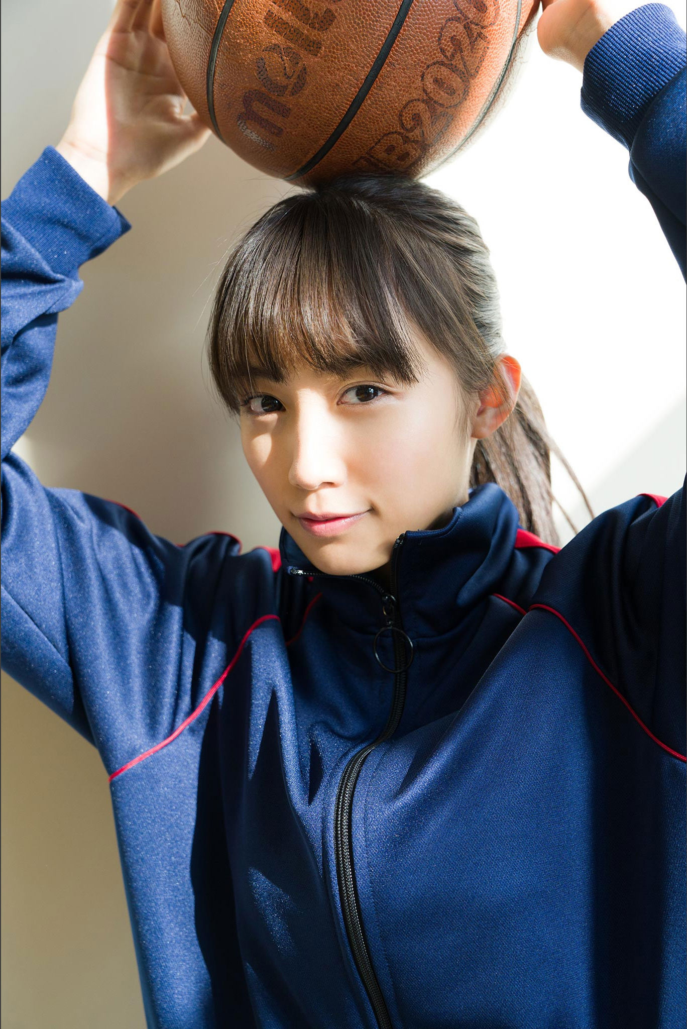 黒木ひかり - 神的美少女 スピサン グラビアフォトブック