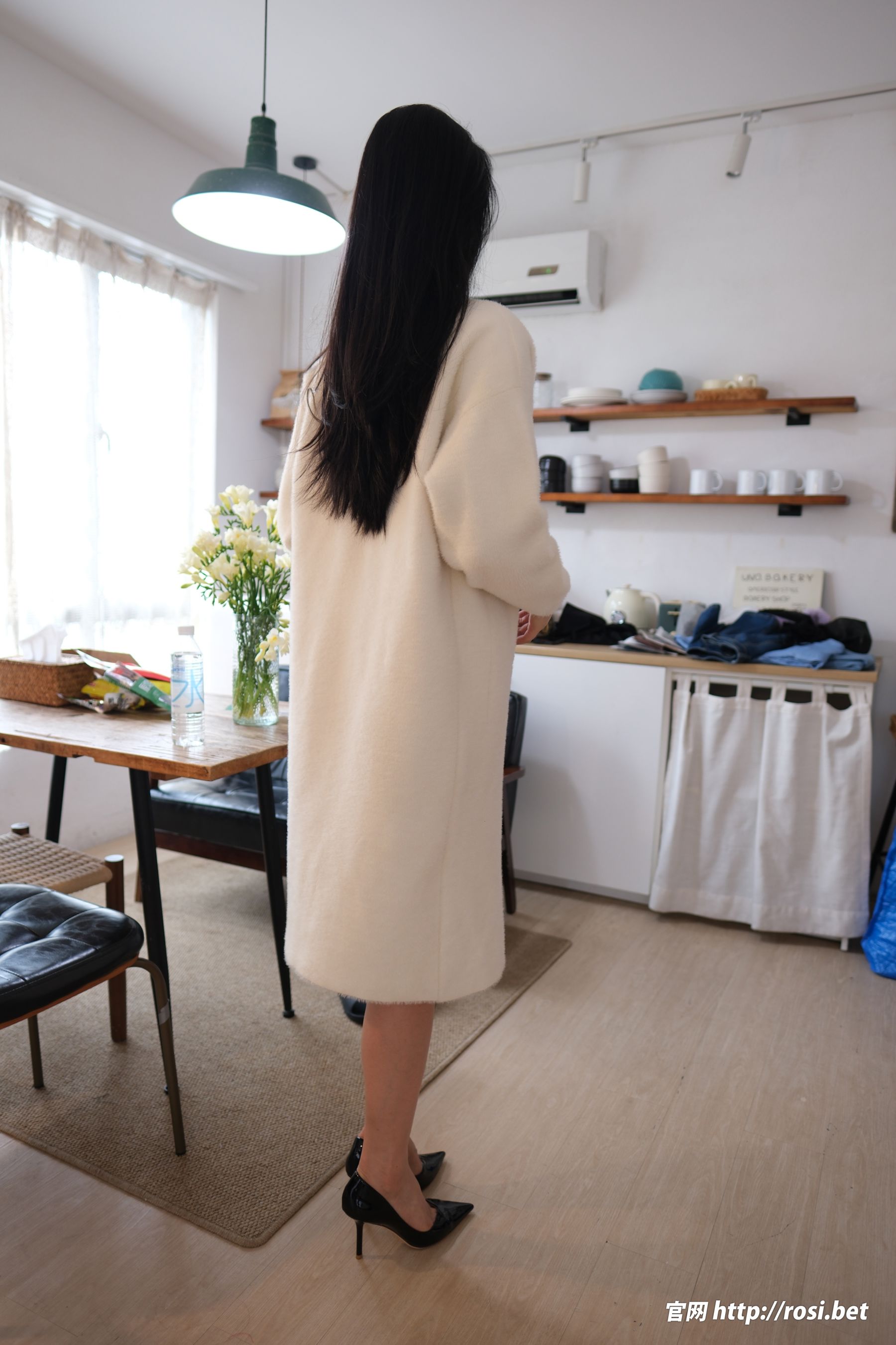 [ROSI写真] 2025.10.06 NO.5054