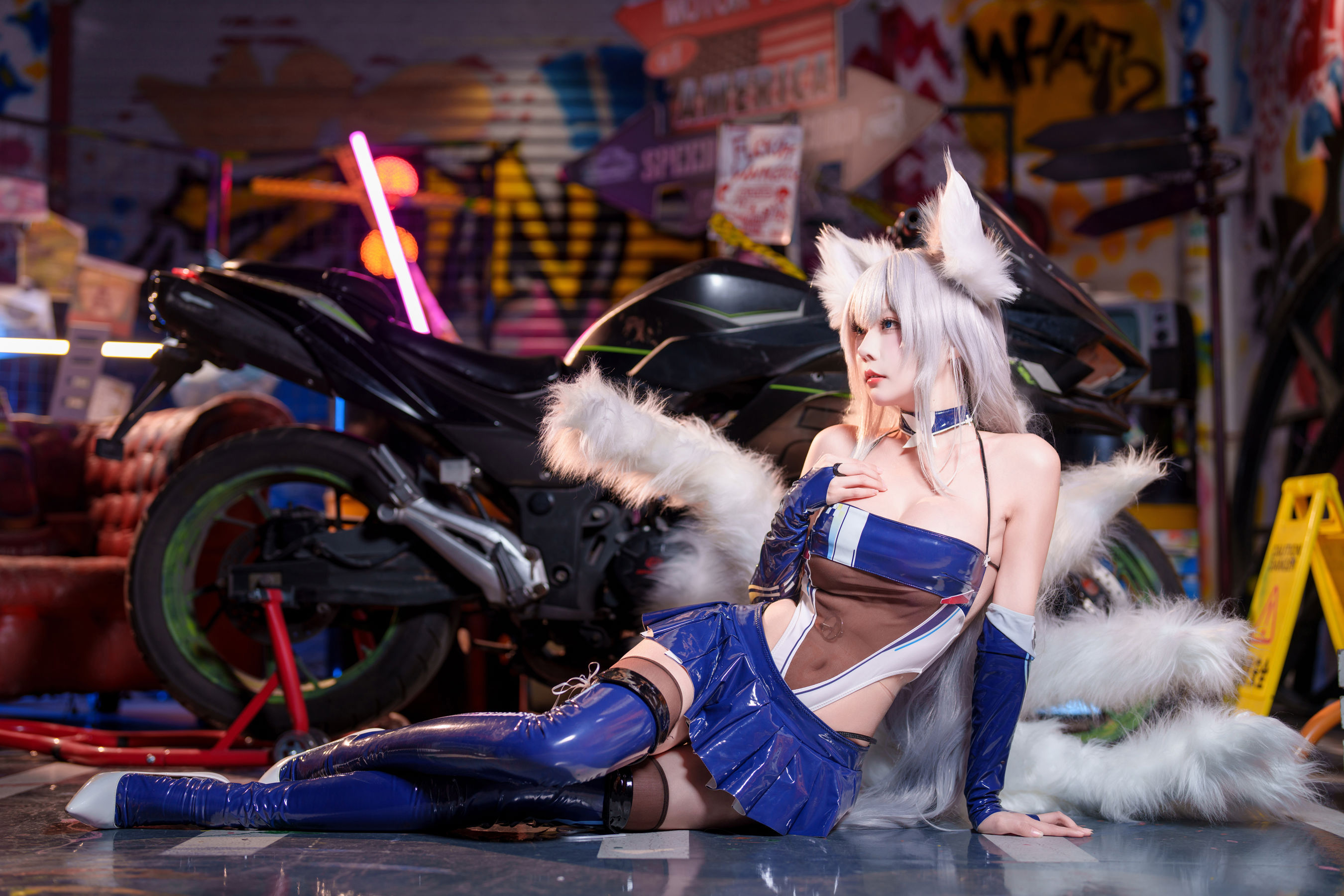 香草喵露露 写真 - 舰长 信浓赛车