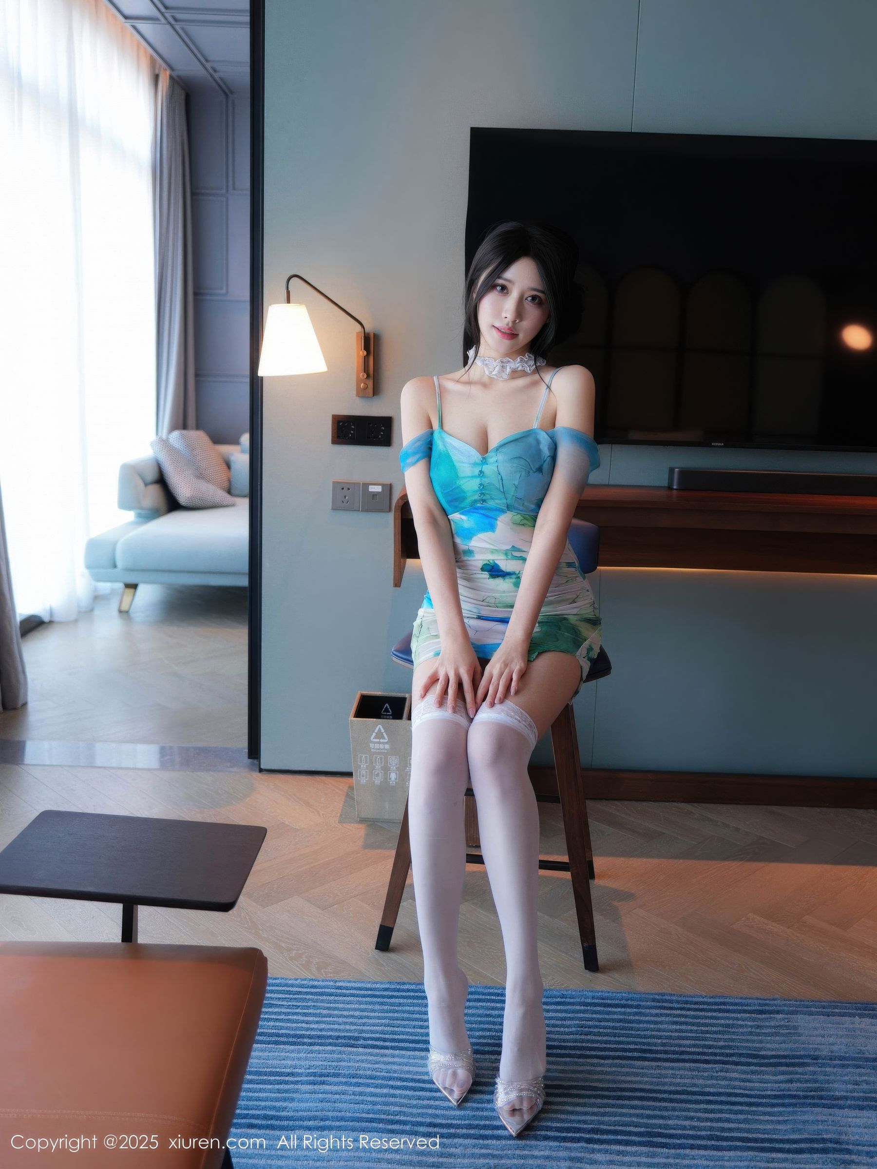 [秀人XiuRen] 2025.10.13 No.10859 shelly诗莉吖