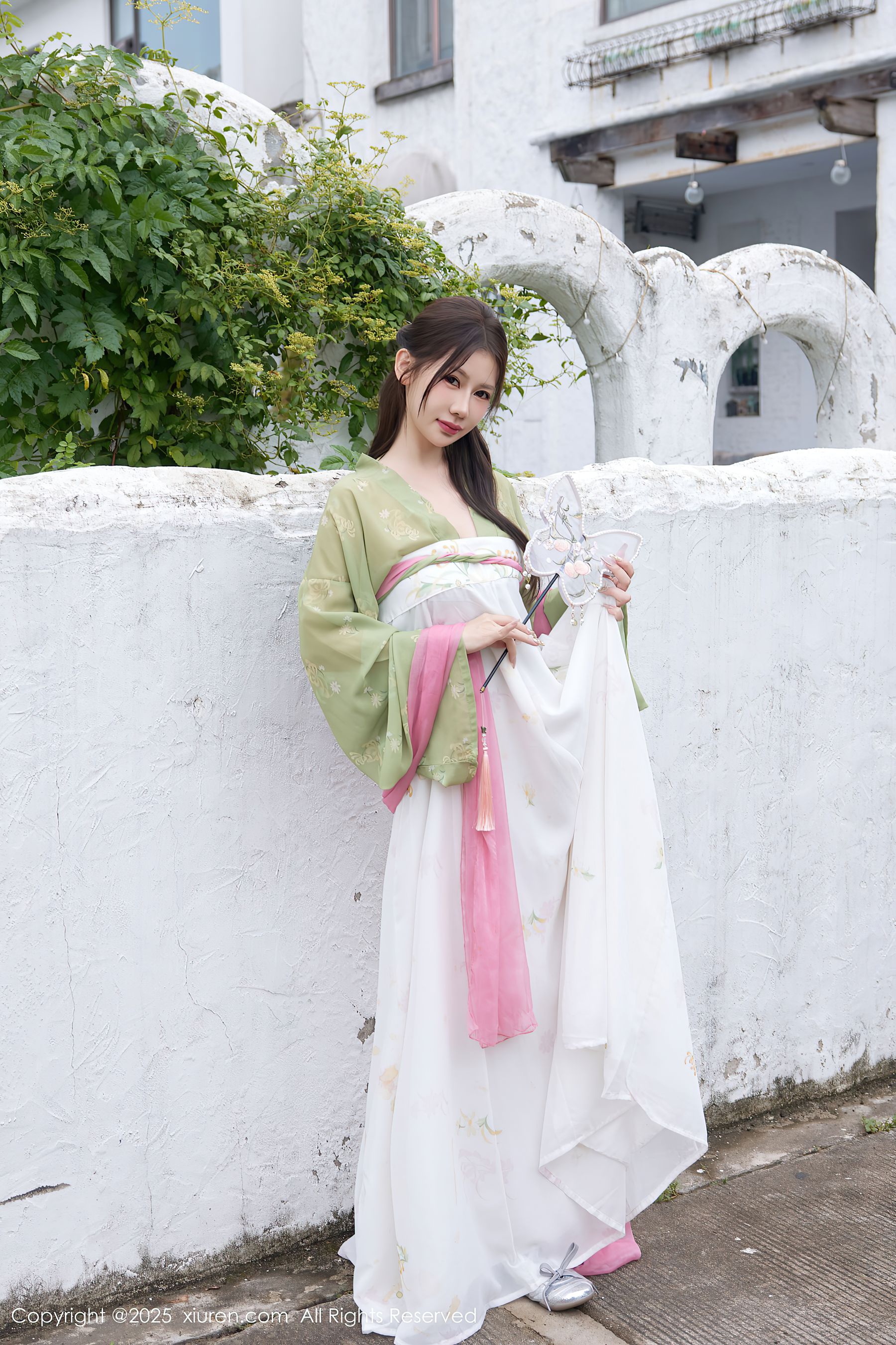 [秀人XiuRen] 2025.09.30 No.10834 尹甜甜sunny