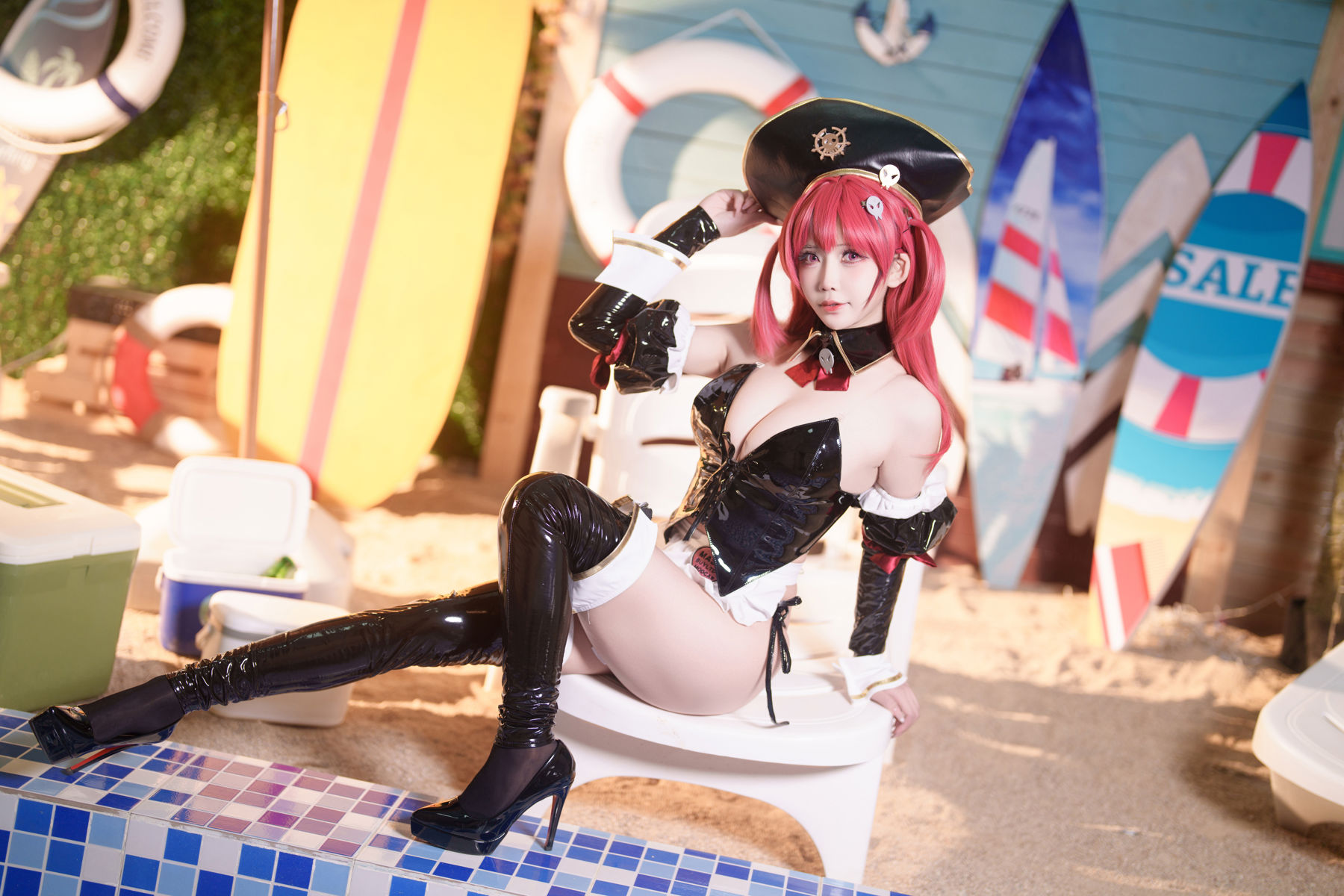 二次元妹子 抱走莫子aa - Nikke胜利女神 马斯特