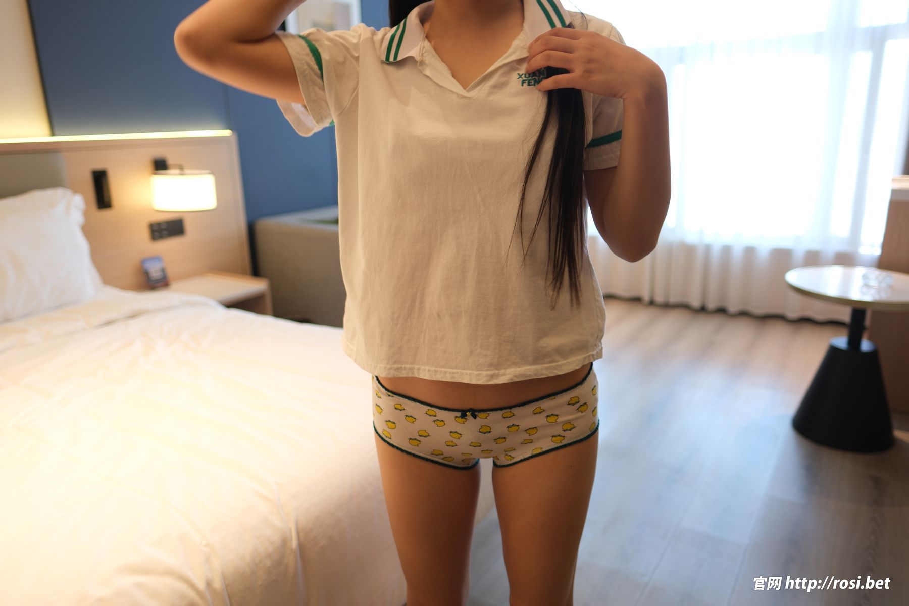 [ROSI写真] 2025.12.17 NO.5126