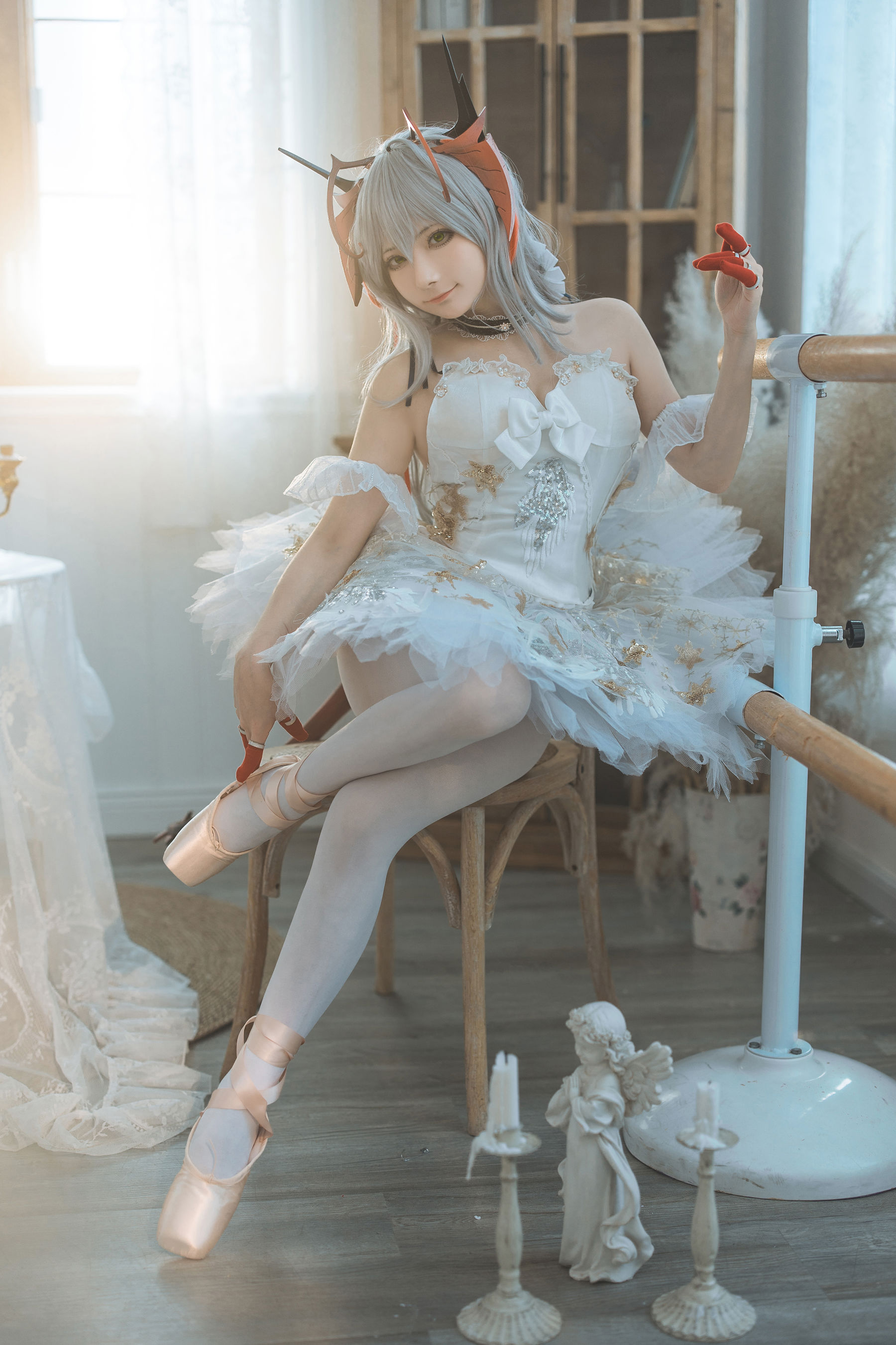 是三不是世w - 明日方舟 W 芭蕾