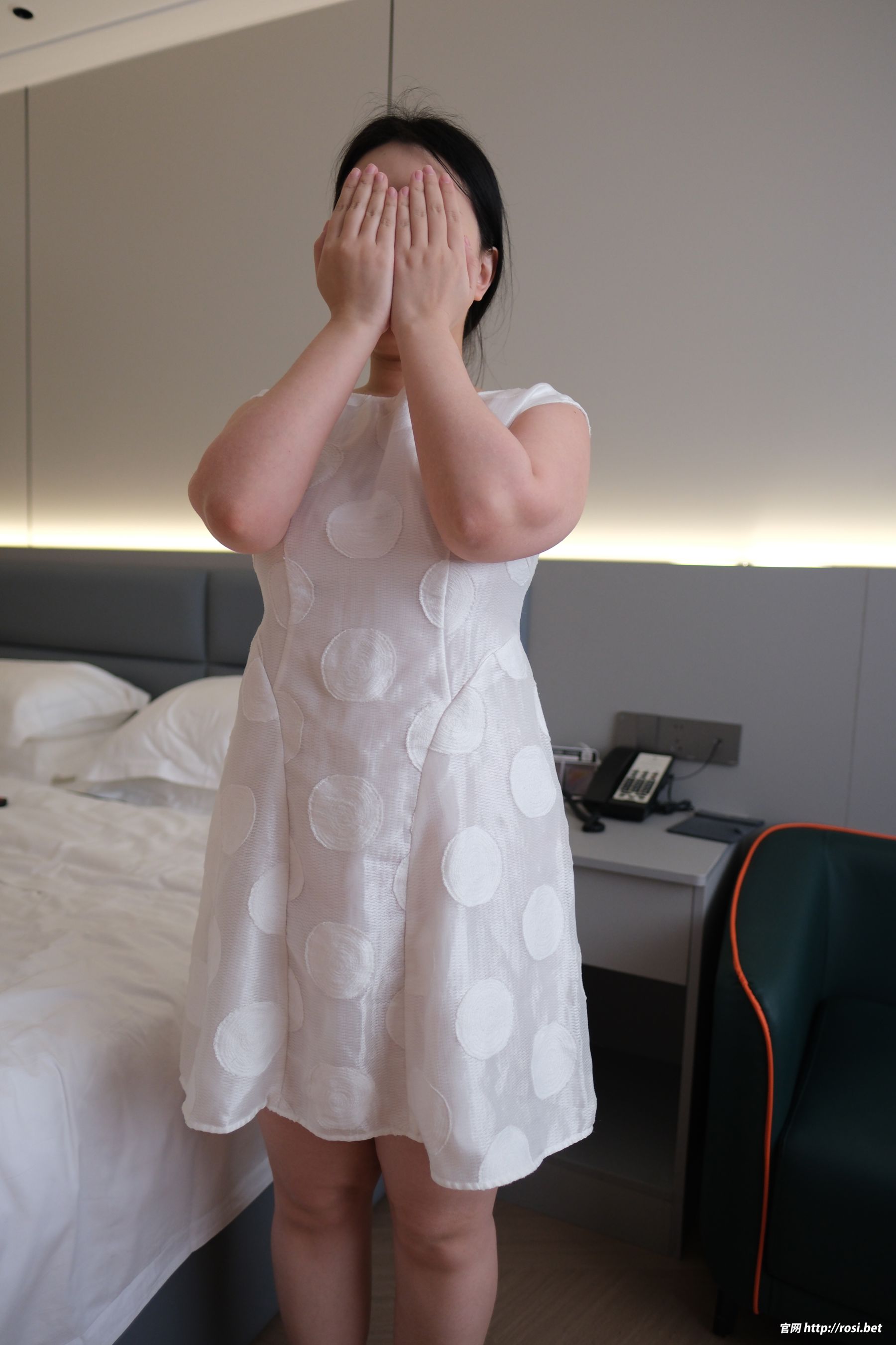 [ROSI写真] 2025.12.22 NO.5131