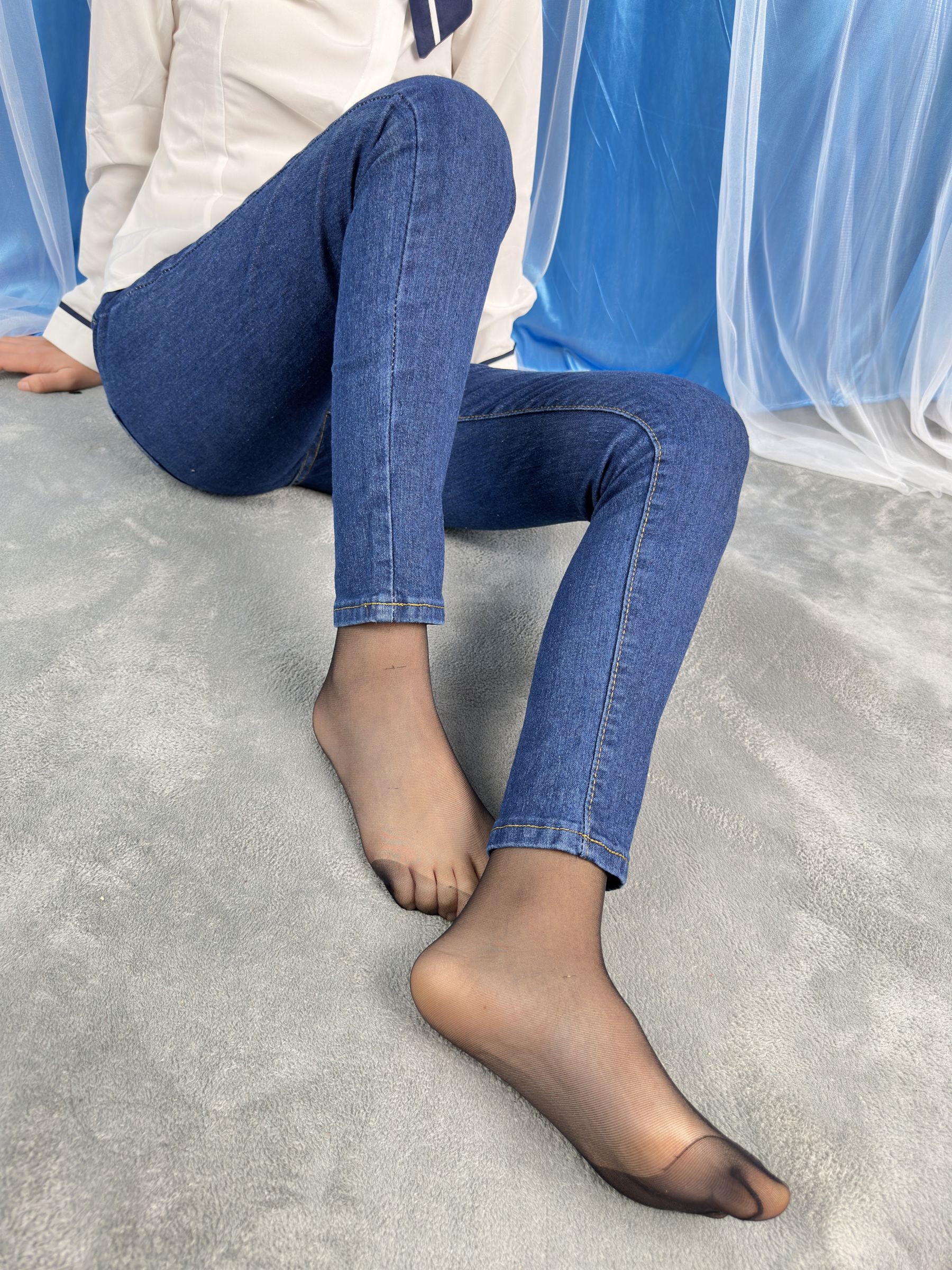 三禾摄影 No.024 牛仔裤里丝 帆布鞋 高跟