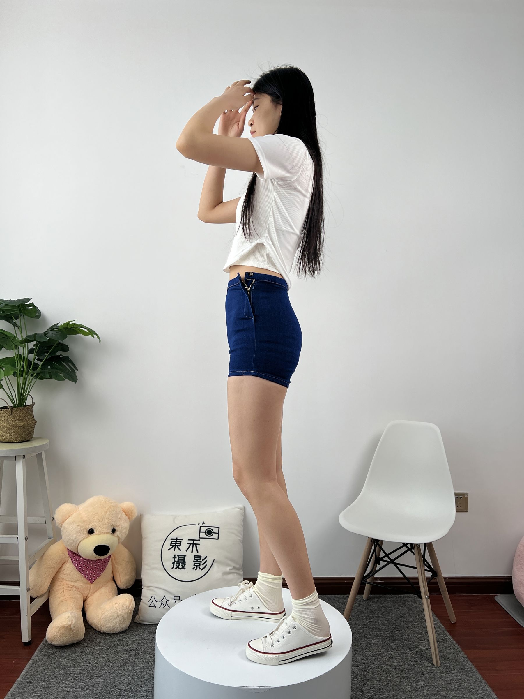 三禾摄影 No.027 牛仔短裤 棉袜 帆布鞋