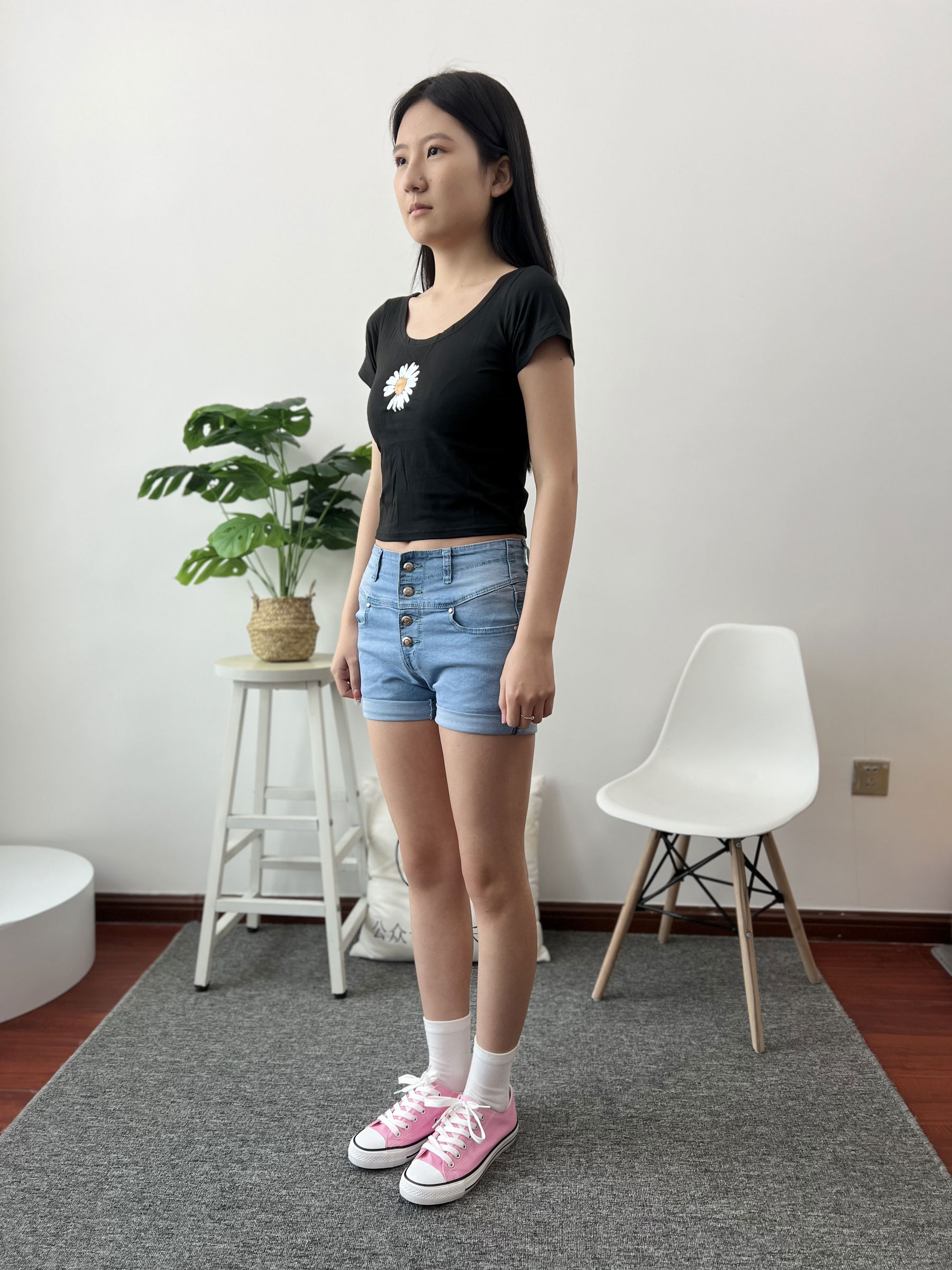 三禾摄影 No.026 牛仔短裤 棉袜 帆布鞋