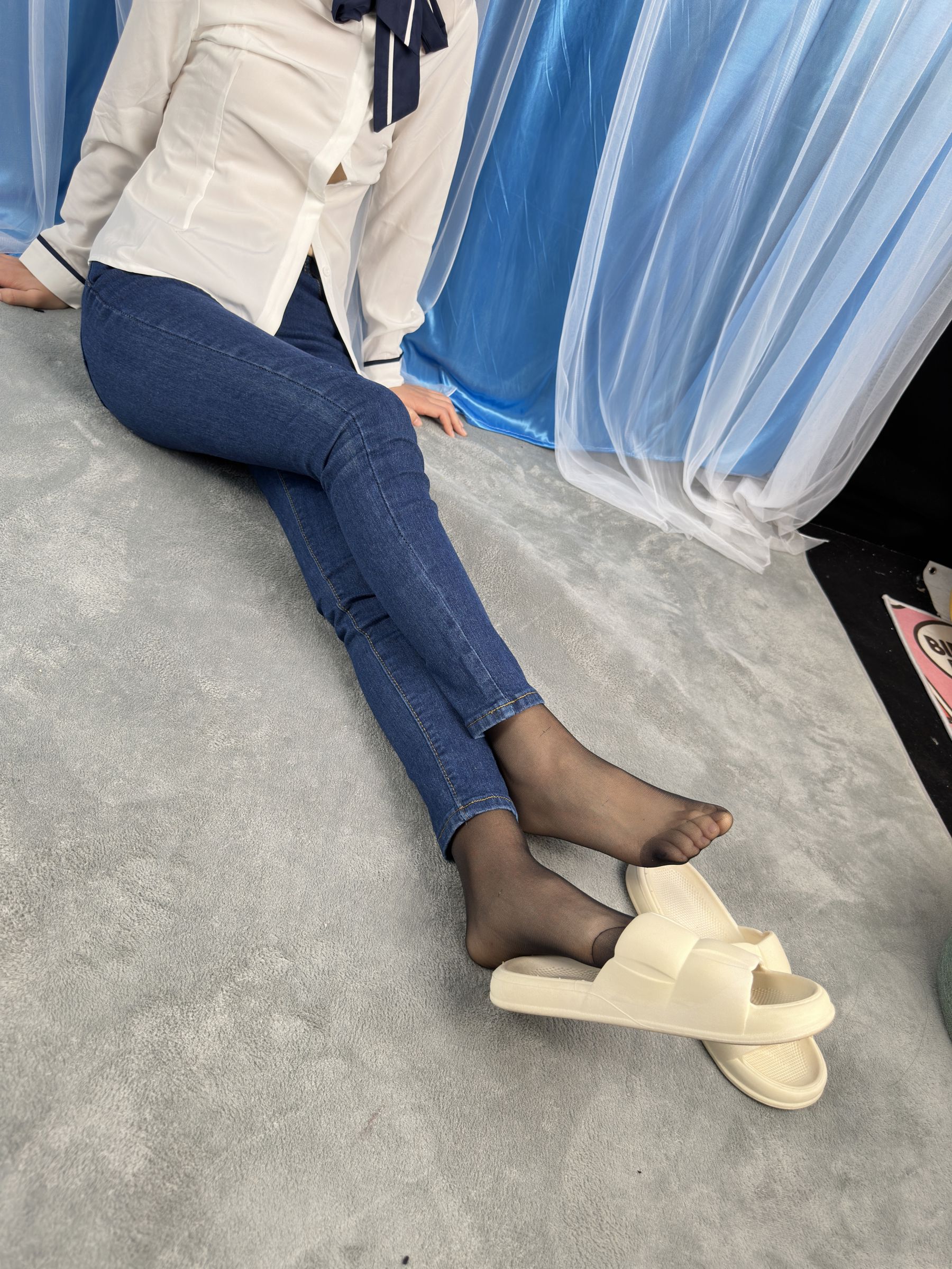 三禾摄影 No.024 牛仔裤里丝 帆布鞋 高跟