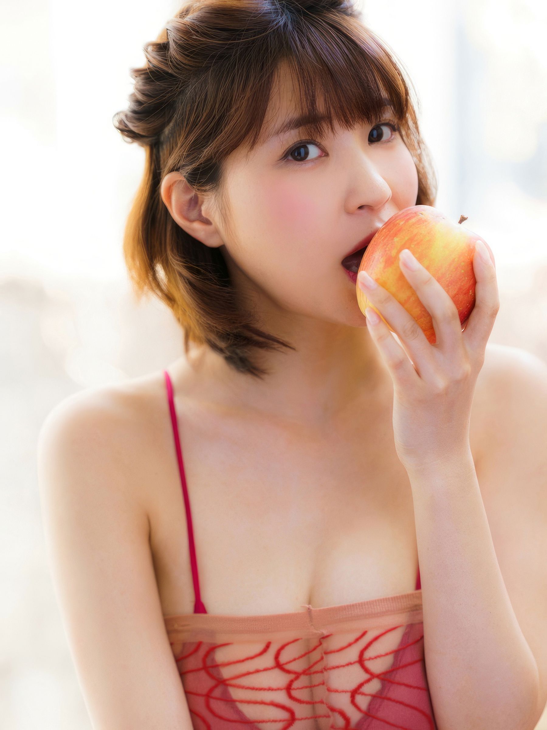 岸明日香 - DX  揺れるG捜査線！