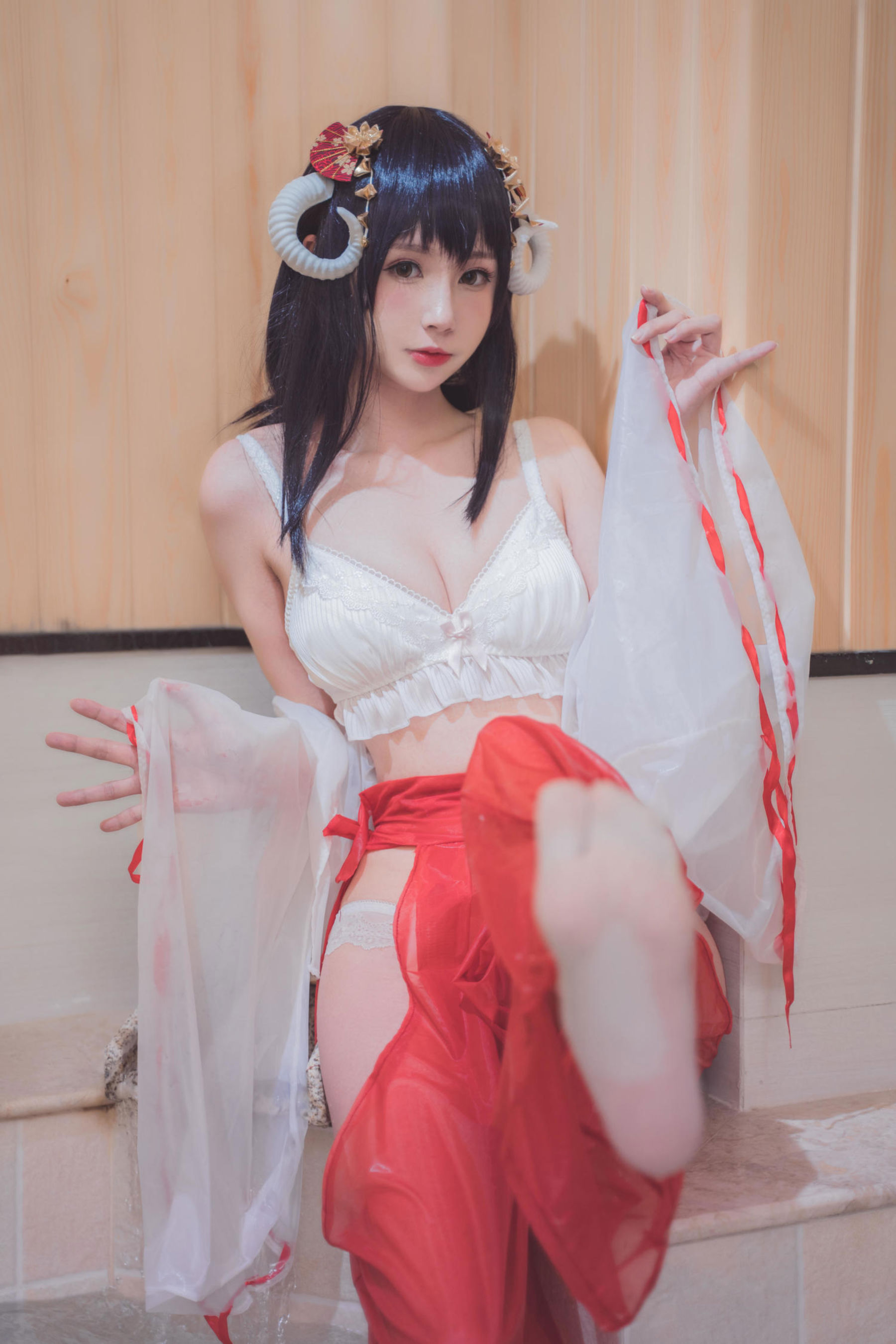 西园寺南歌 写真 - 巫女本