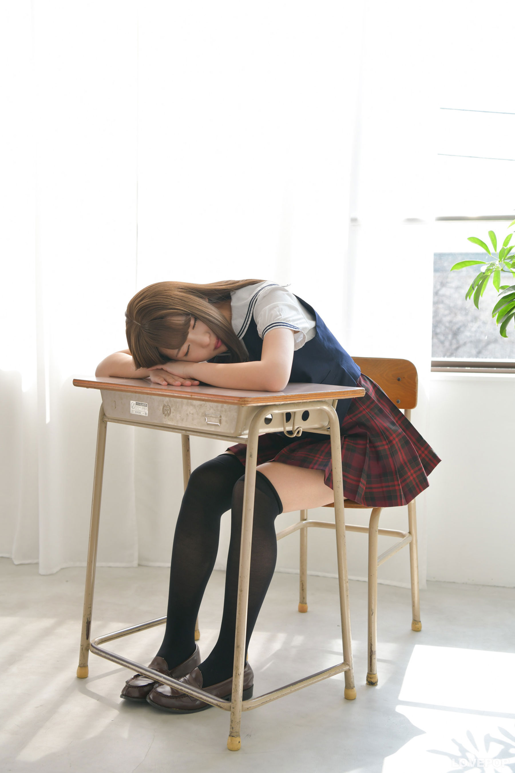 [LOVEPOP] Moeka Sasaki 佐々木萌香 Photoset 24