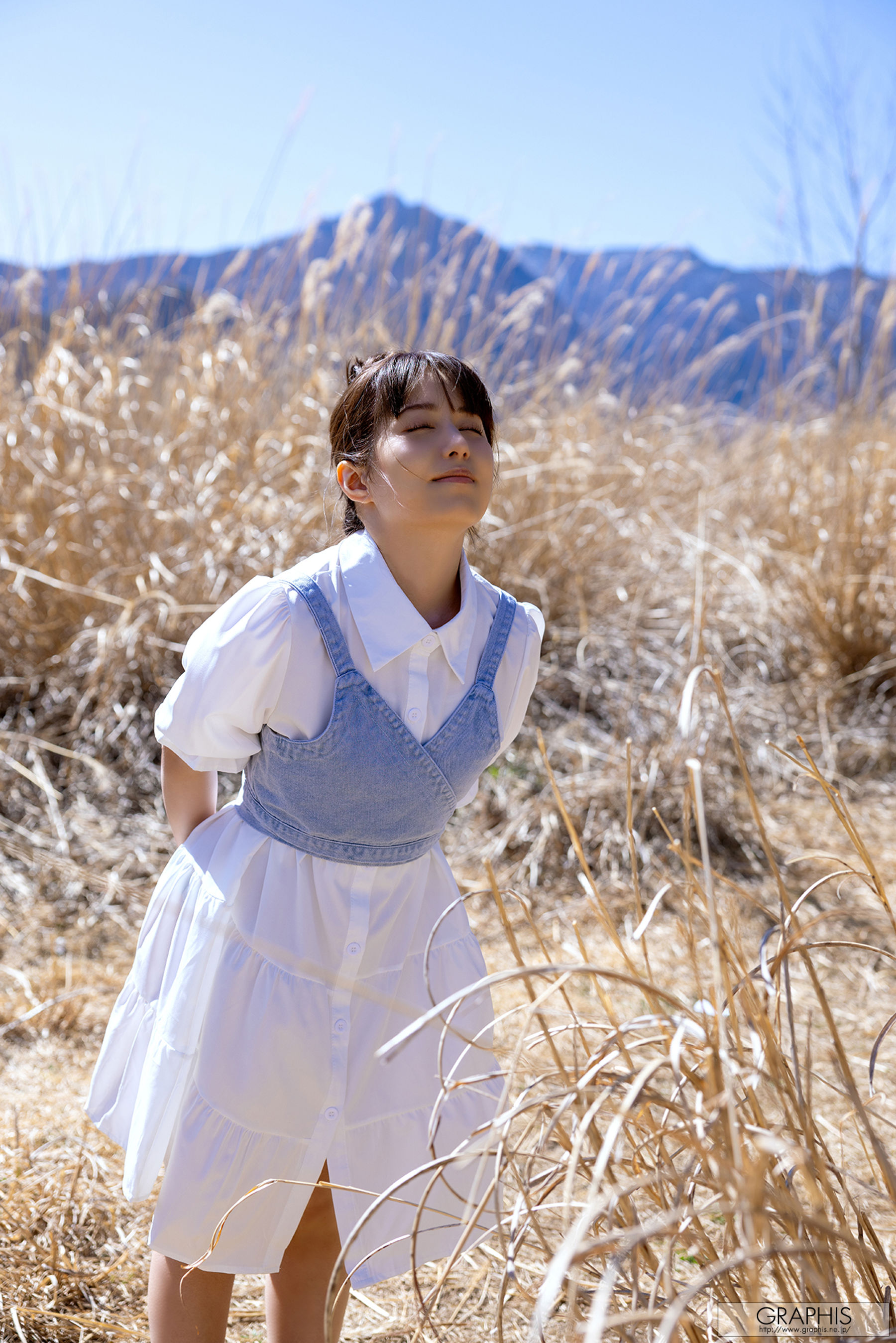 [Graphis Gals] NO.579 Ema Yano 矢埜愛茉 Naturally