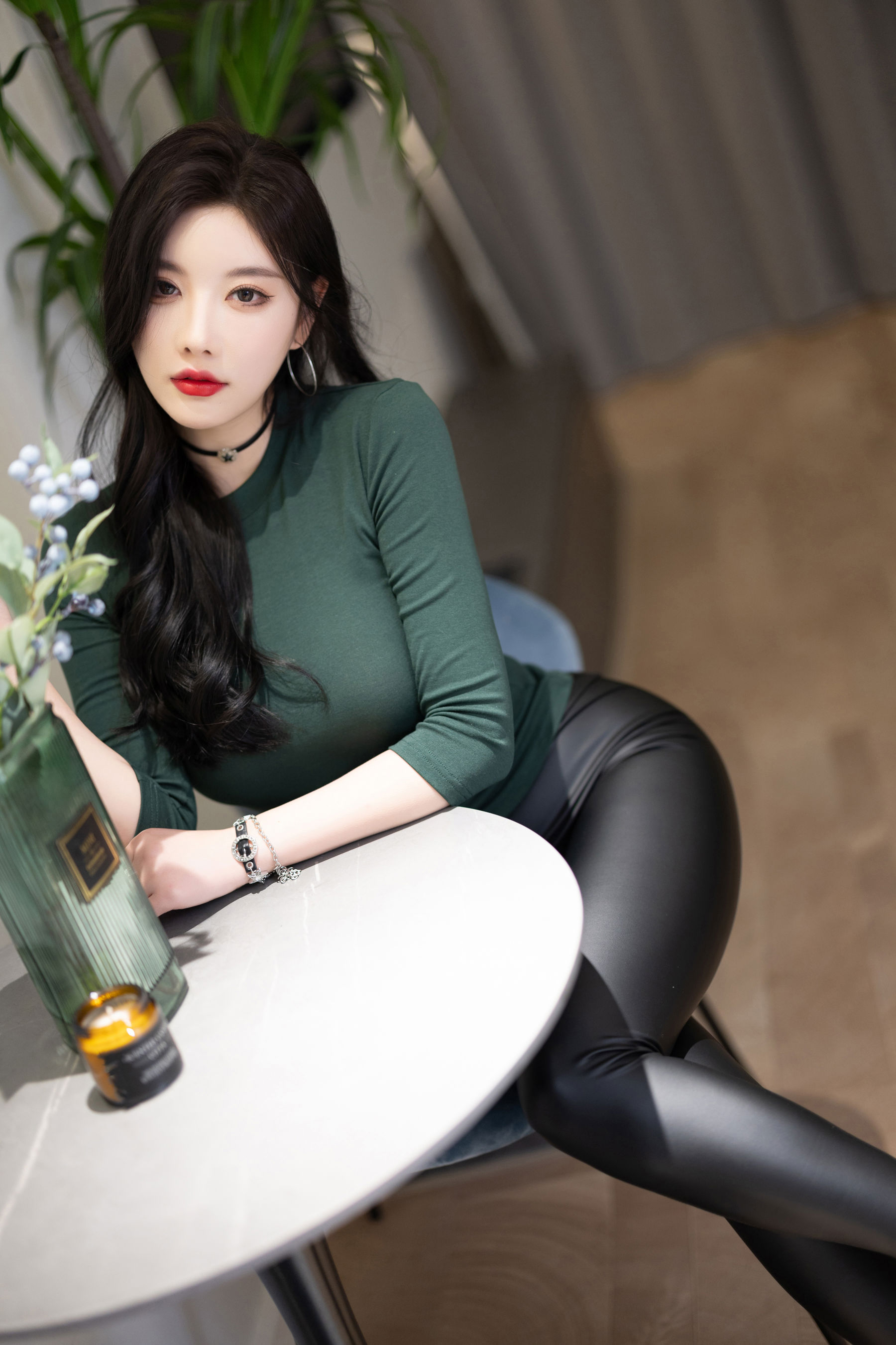 杨晨晨 - 高跟肉丝无内