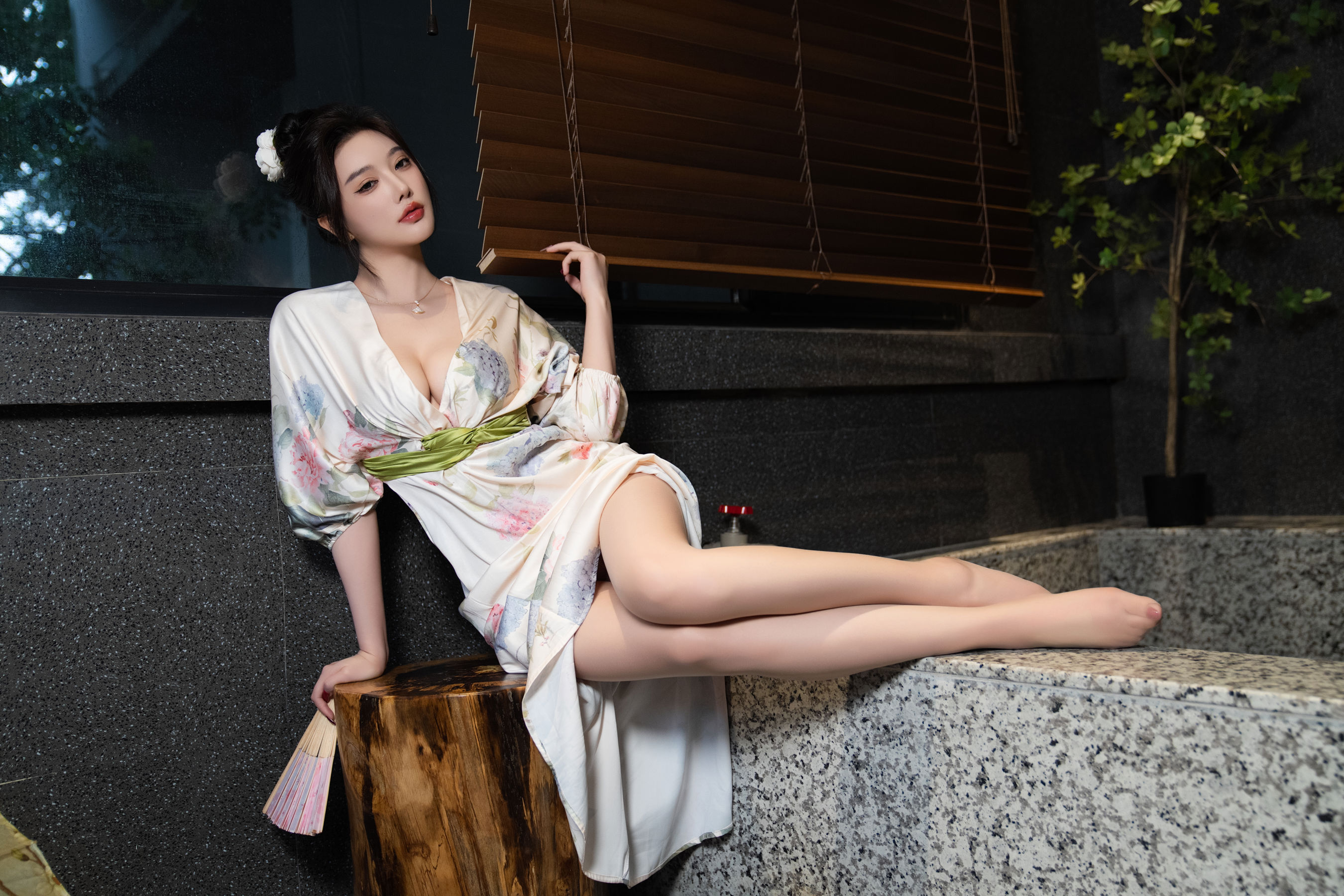 杨晨晨 - 红色情趣